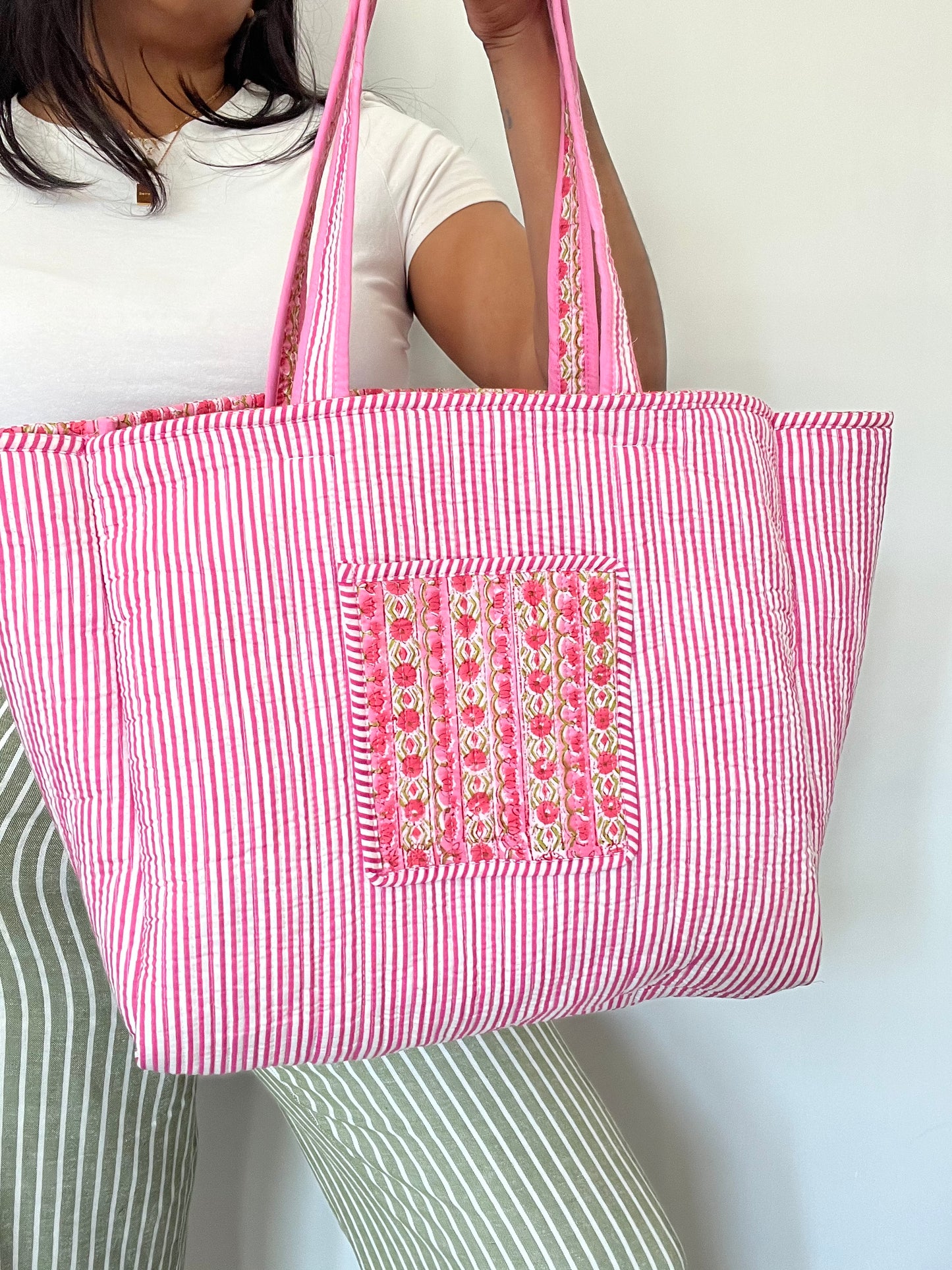 REVERSIBLE TOTE BAG