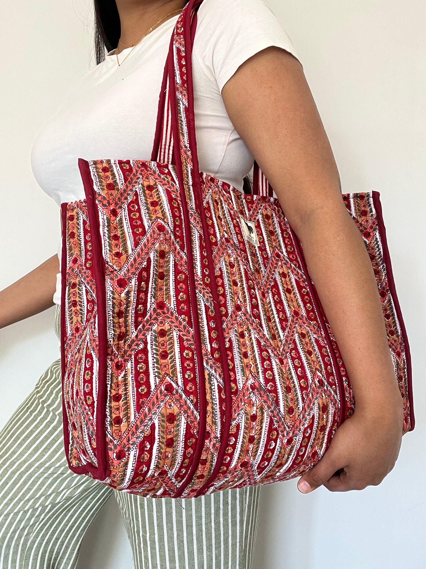REVERSIBLE TOTE BAG