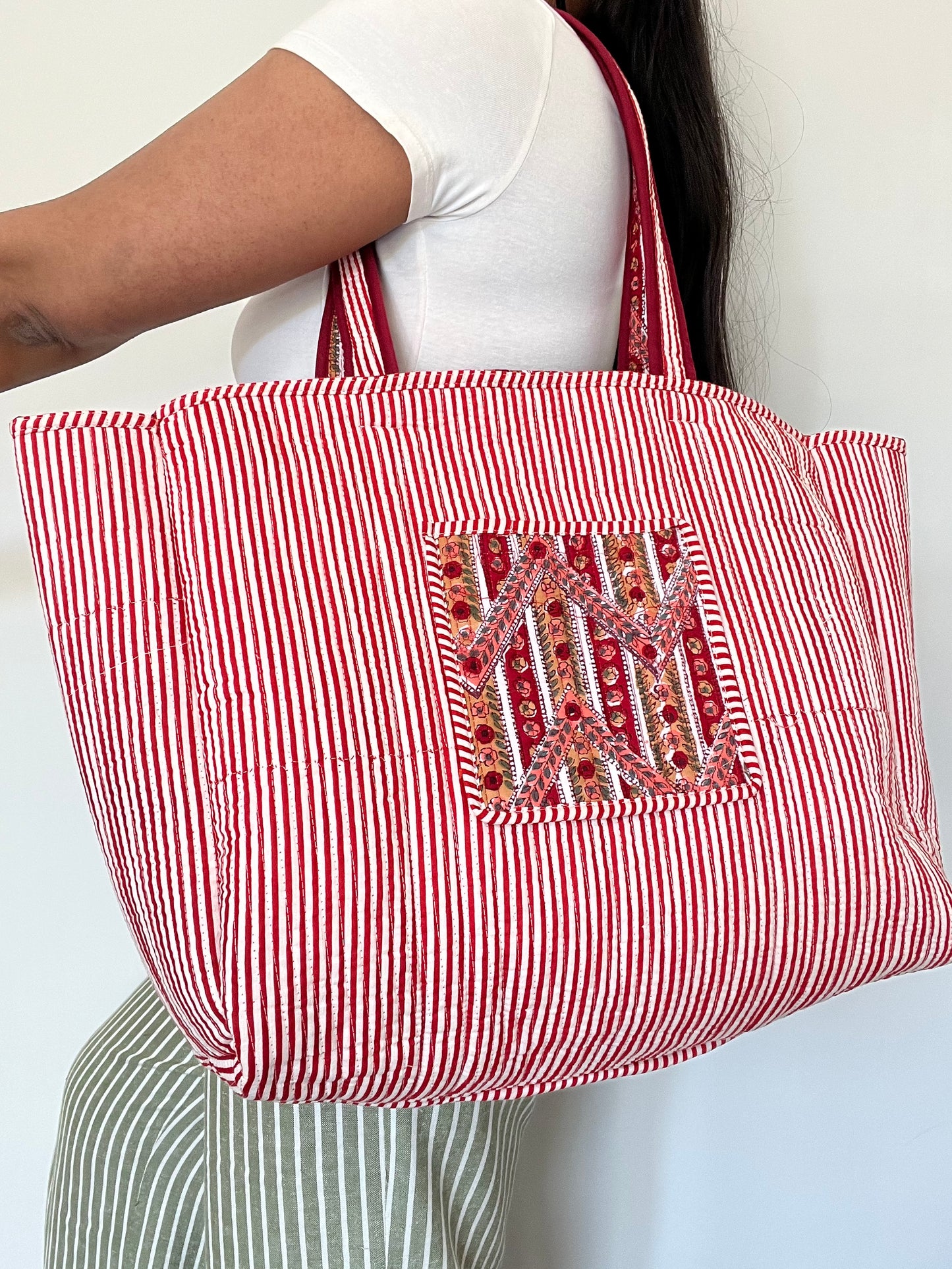 REVERSIBLE TOTE BAG