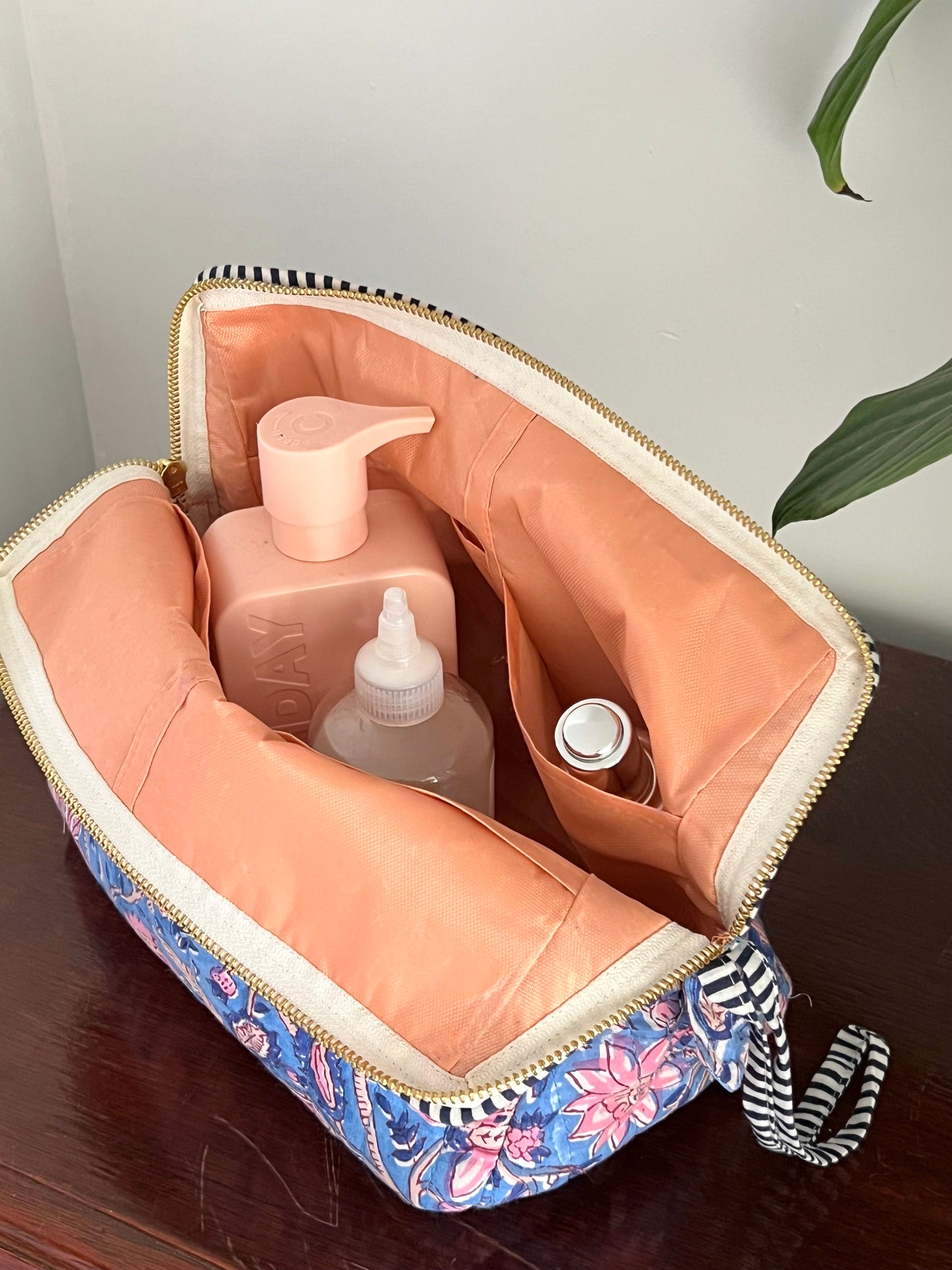XL Wash Bag