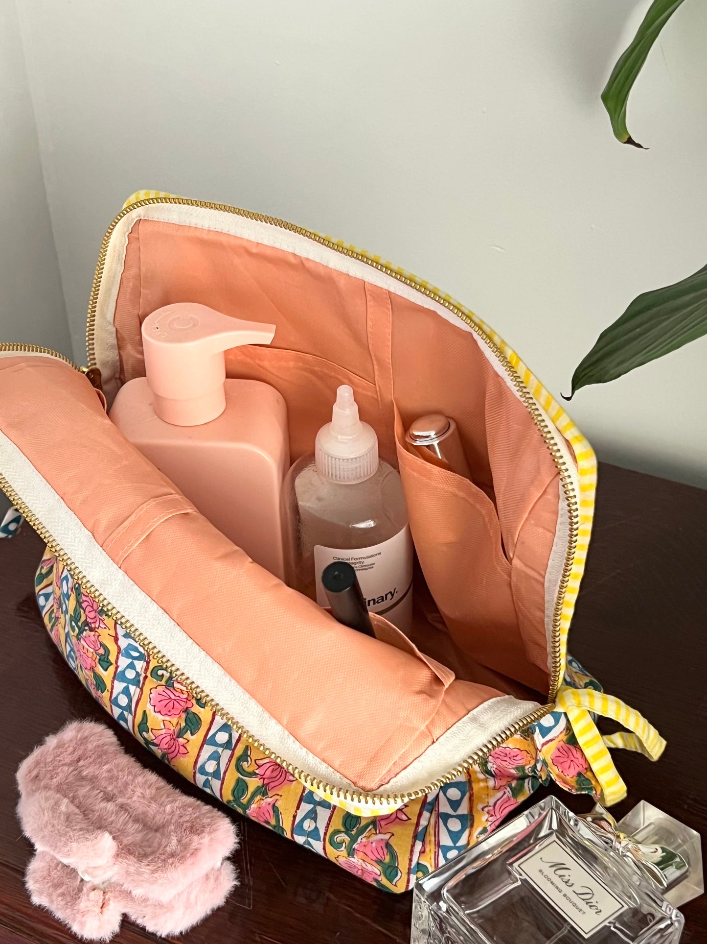 XL Wash Bag