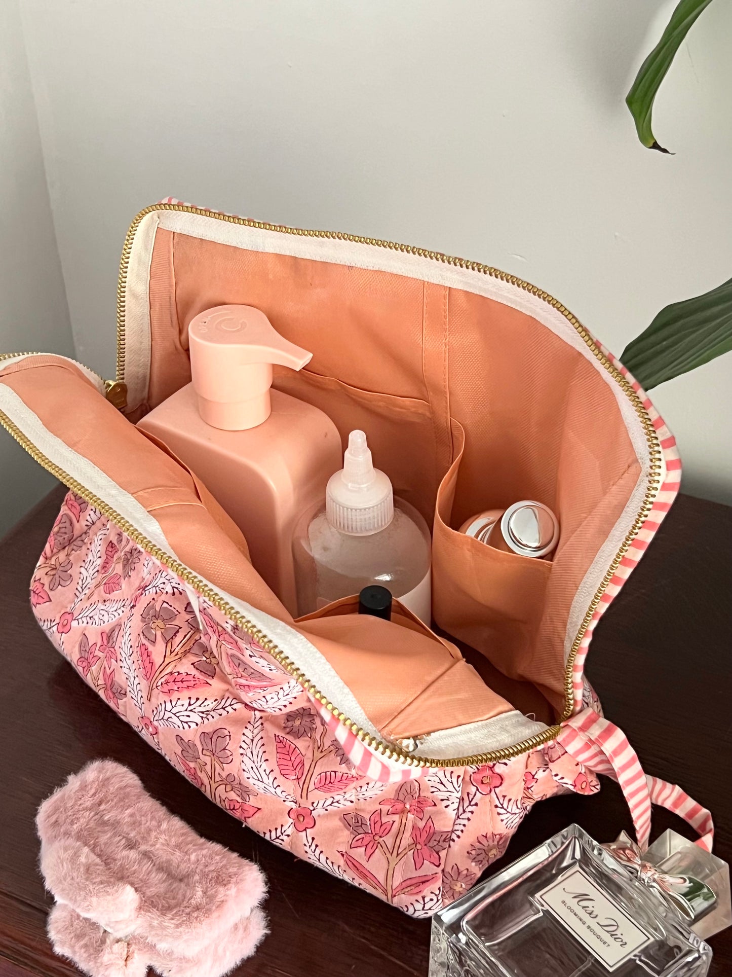 XL Wash Bag