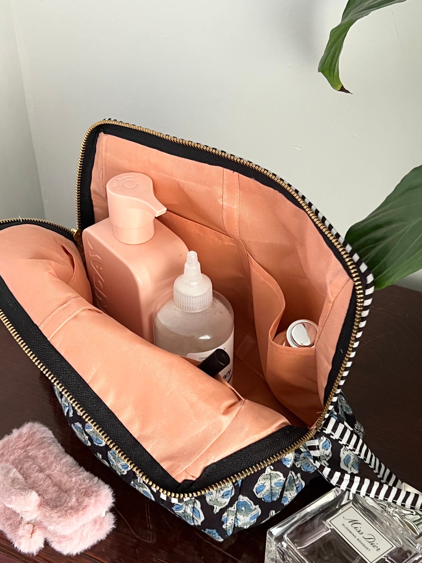 XL Wash Bag