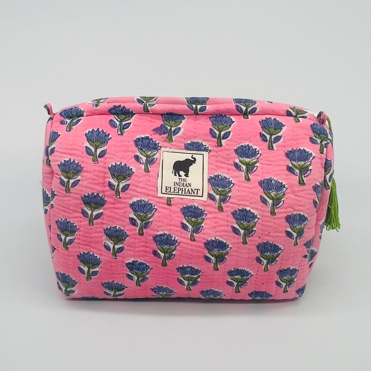 WATERPROOF MAKEUP BAG
