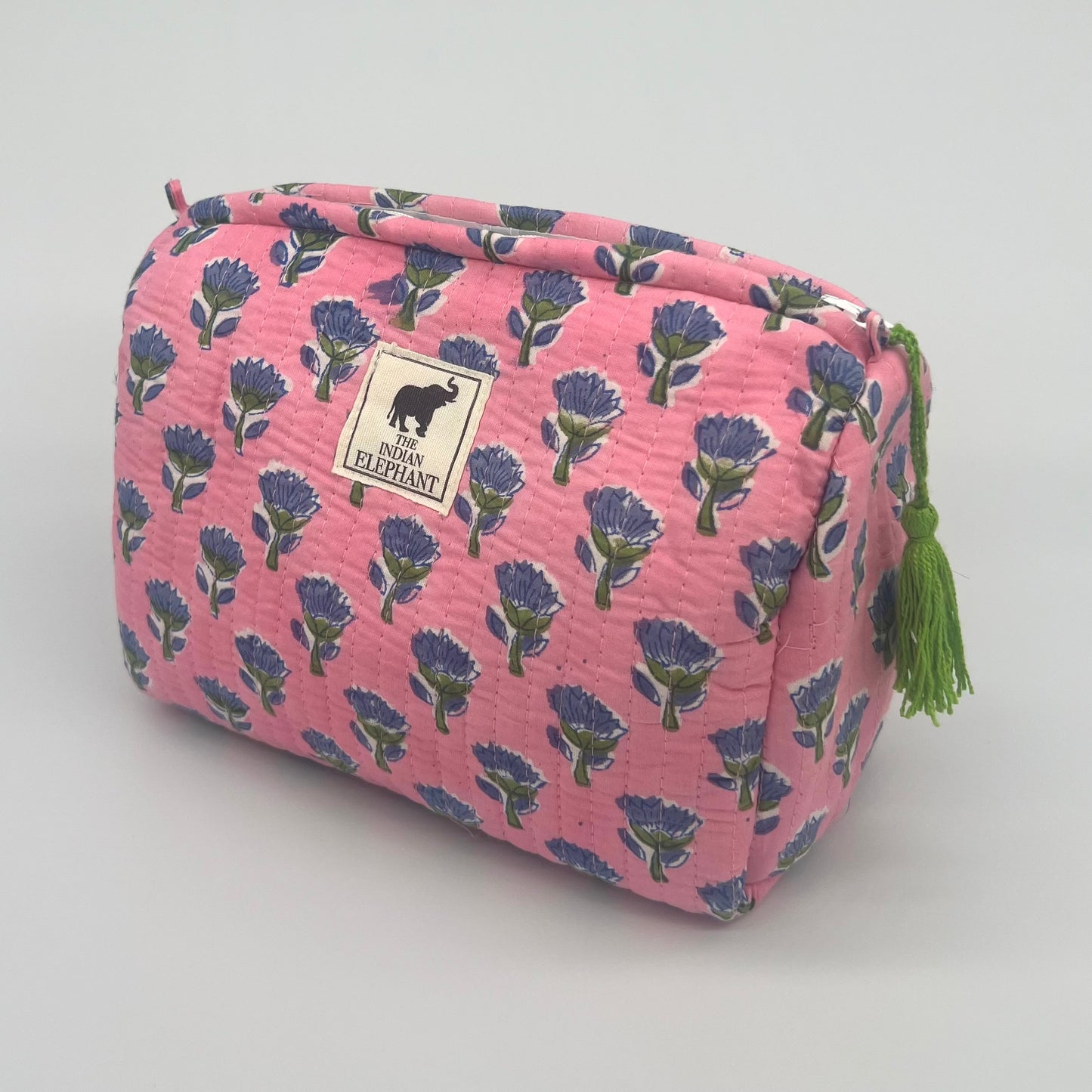 WATERPROOF MAKEUP BAG