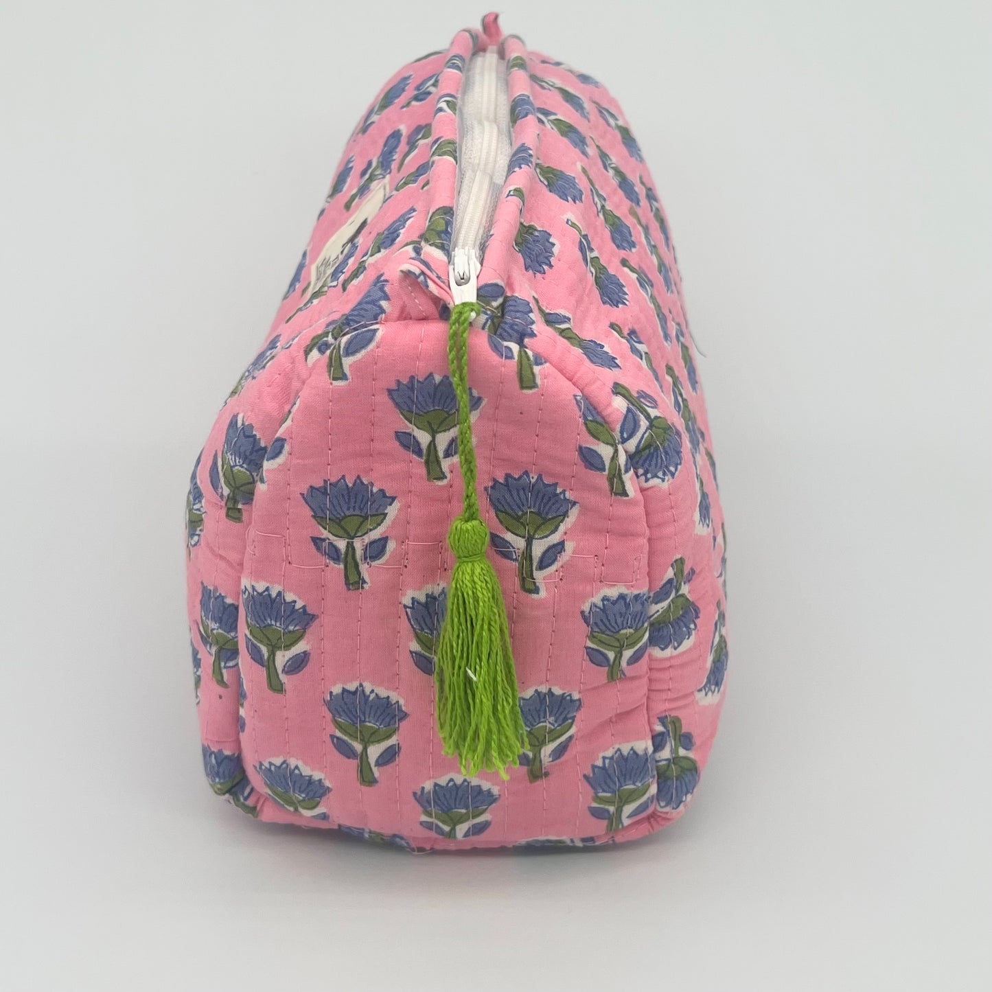 WATERPROOF MAKEUP BAG