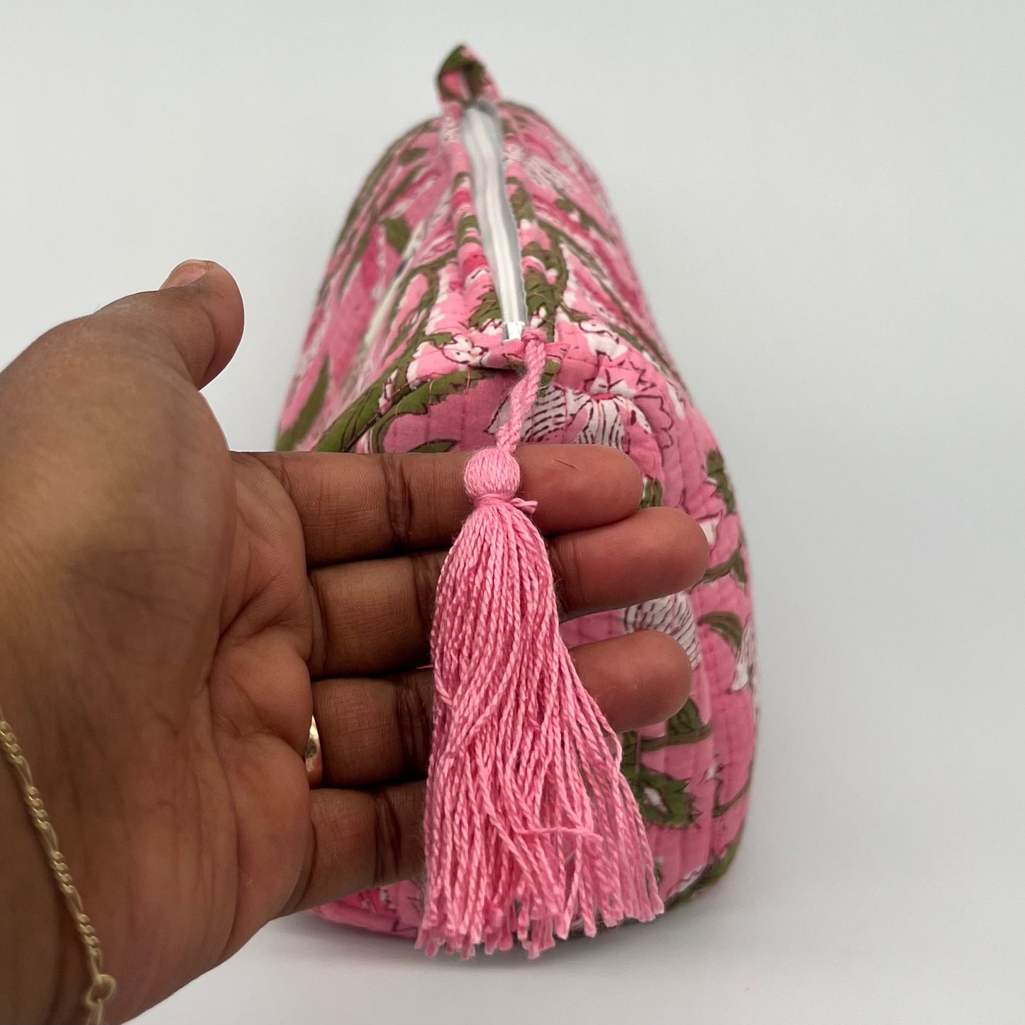 WATERPROOF MAKEUP BAG