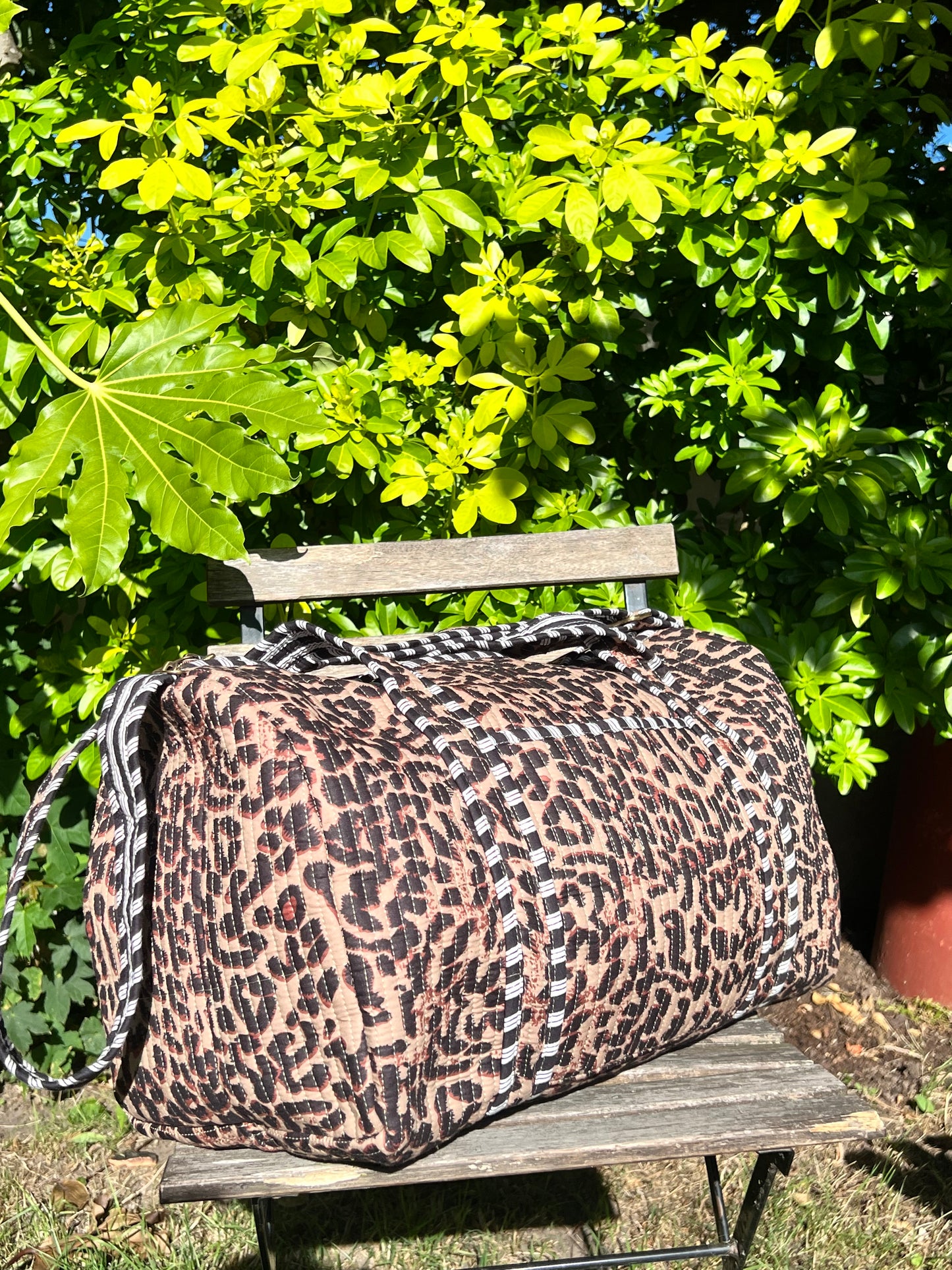 DUFFLE BAG