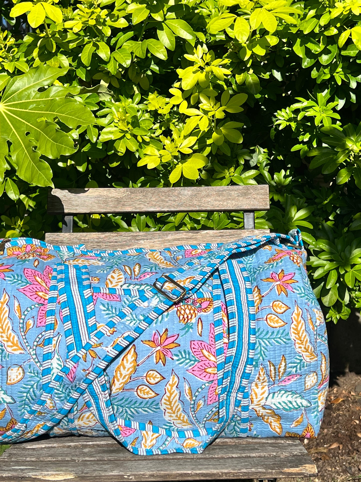DUFFLE BAG