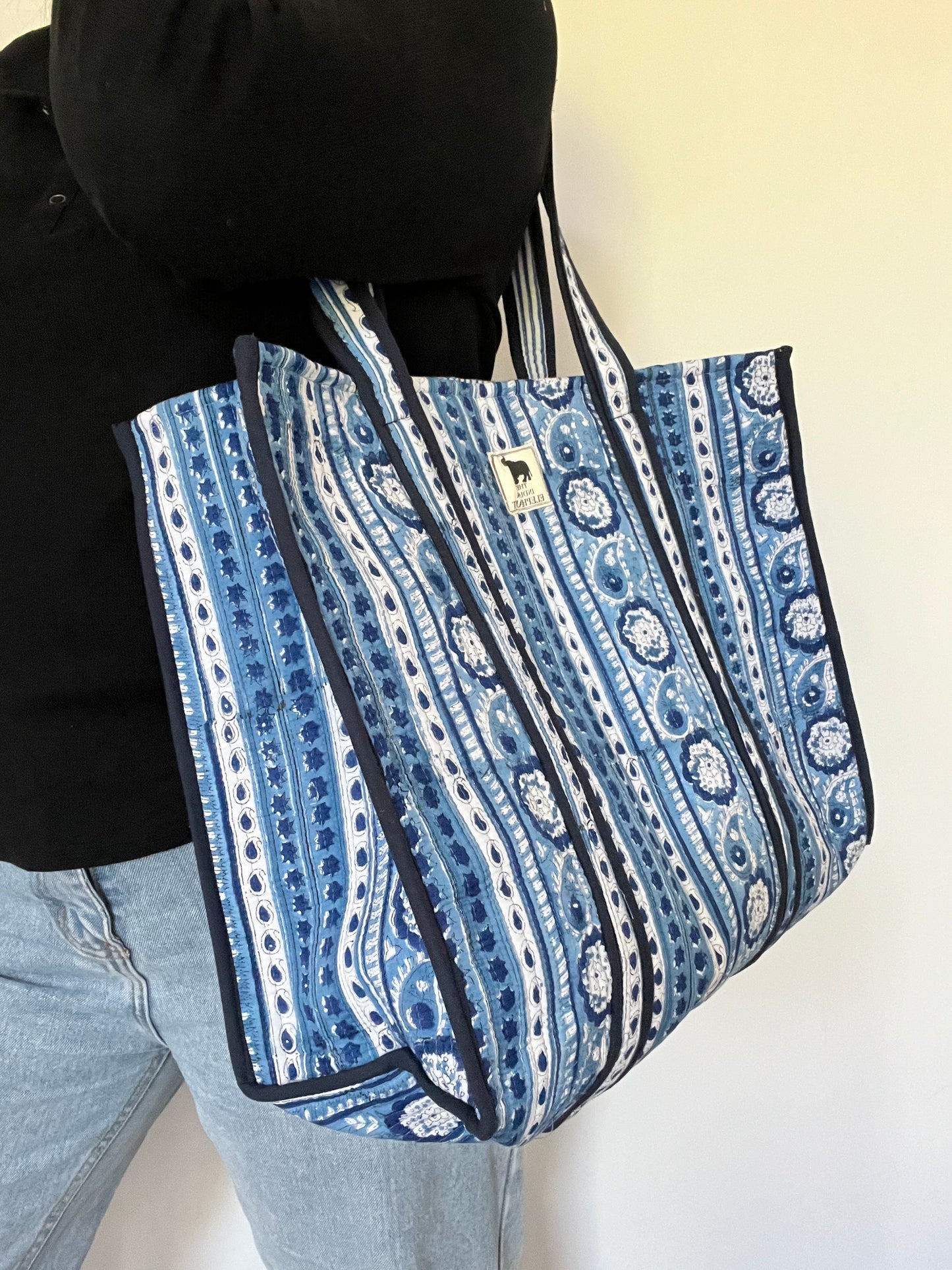 REVERSIBLE TOTE BAG