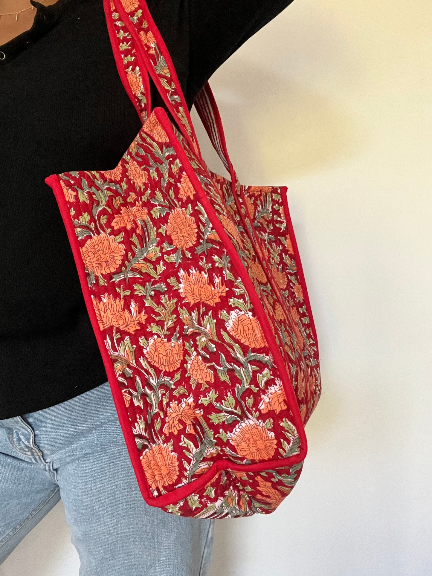 REVERSIBLE TOTE BAG