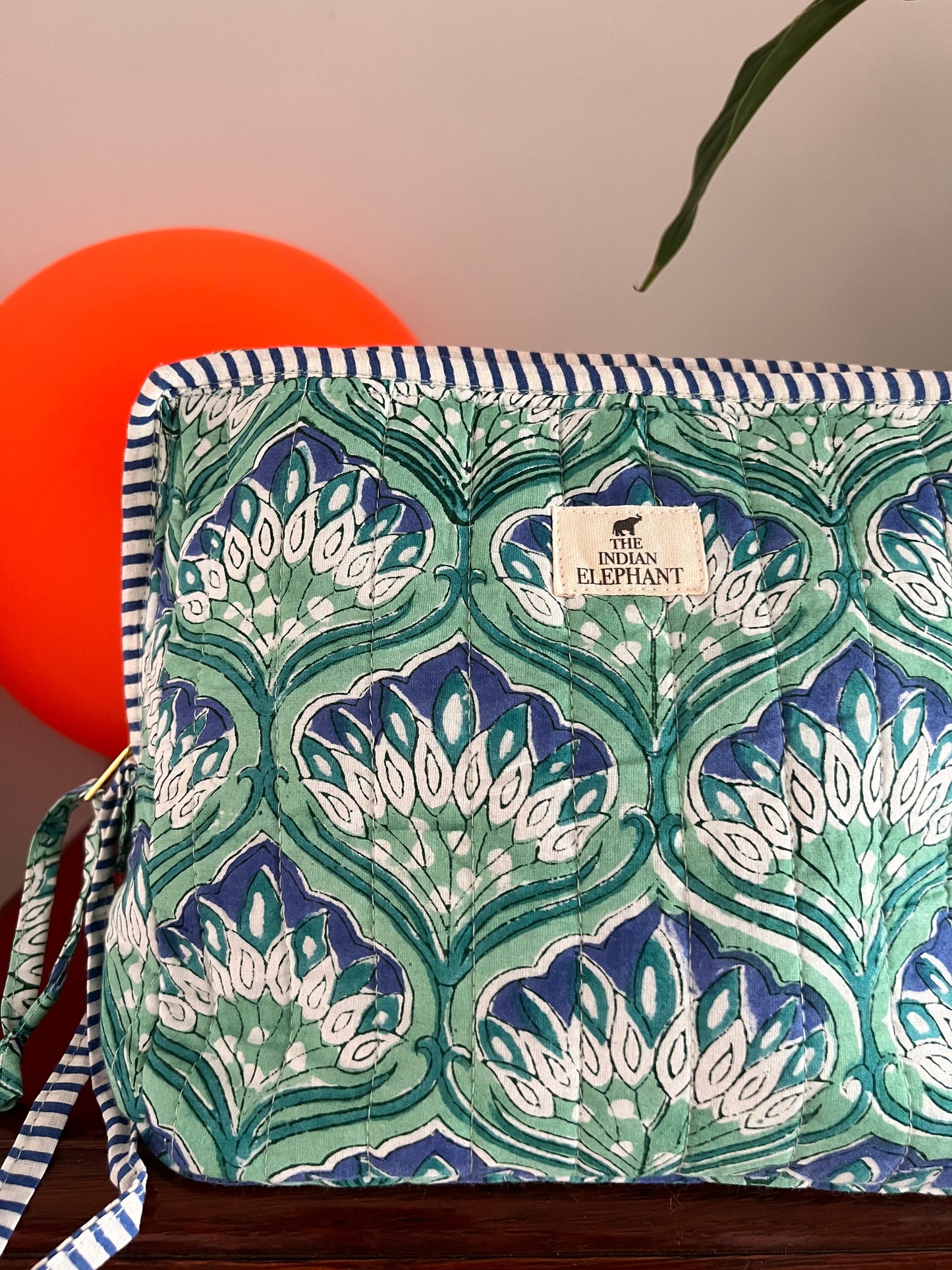 XL Wash Bag