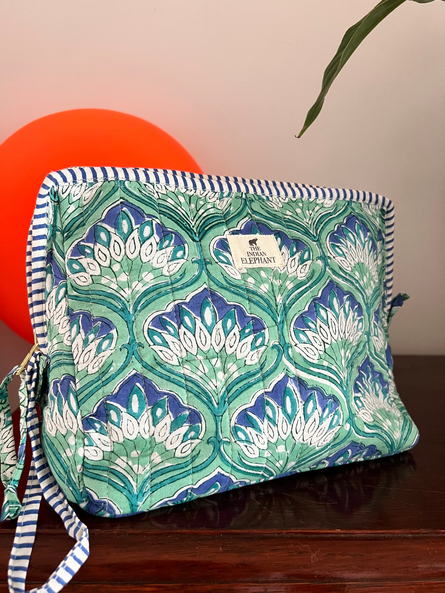 XL Wash Bag