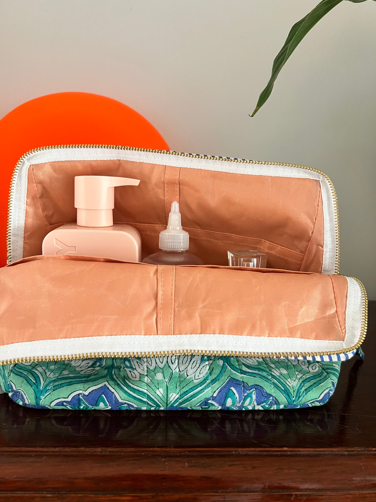 XL Wash Bag