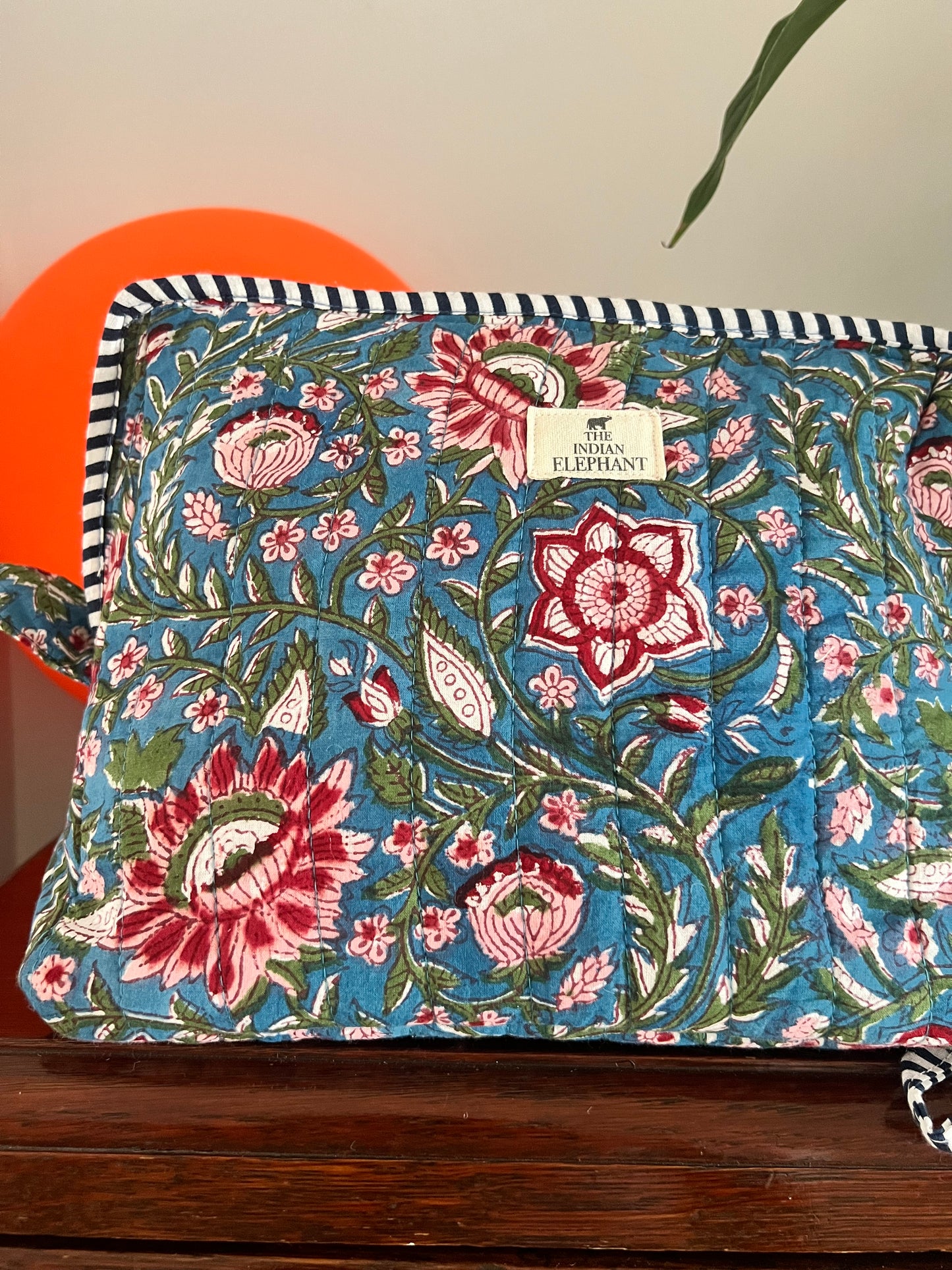 XL Wash Bag