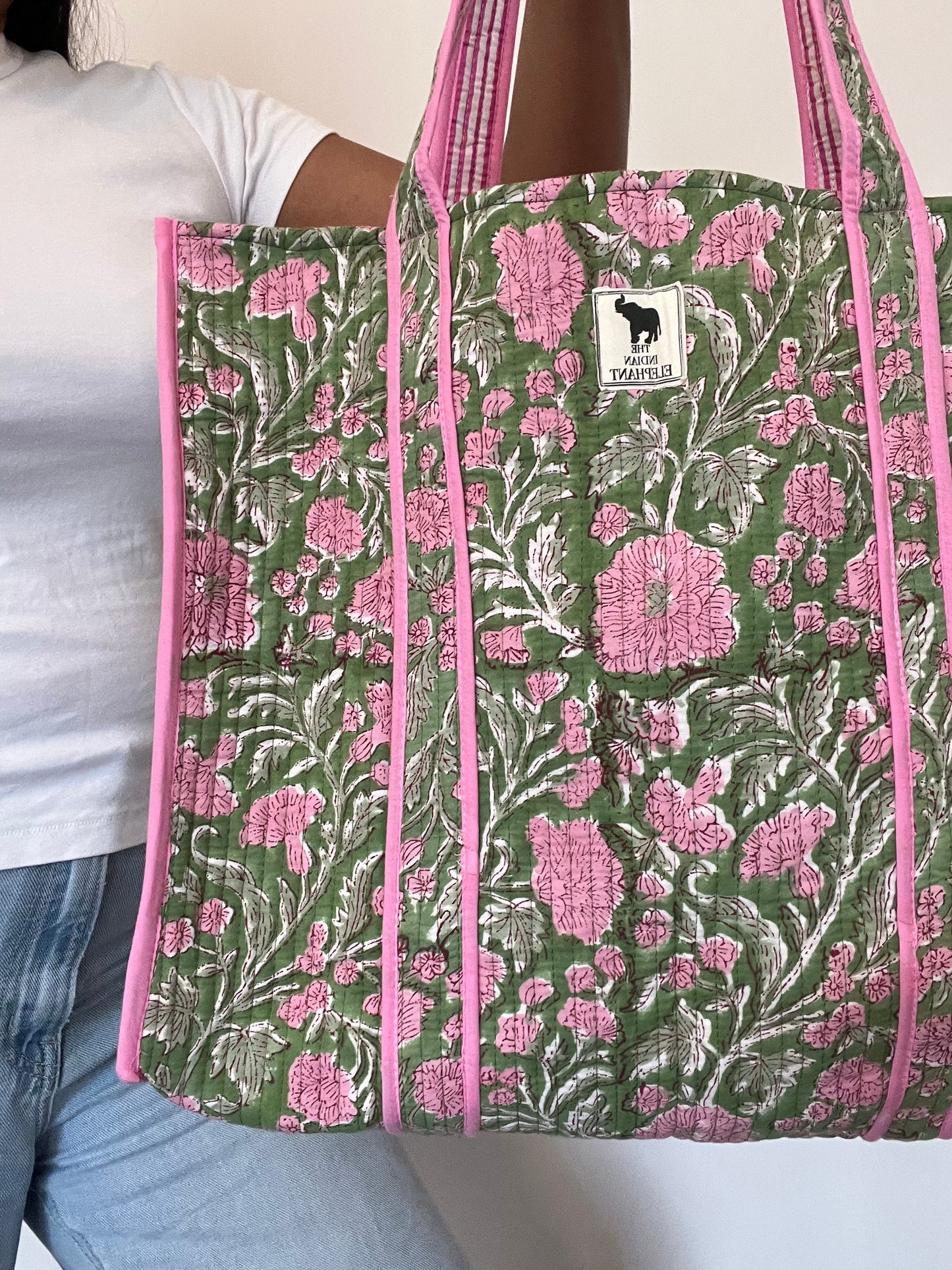 REVERSIBLE TOTE BAG