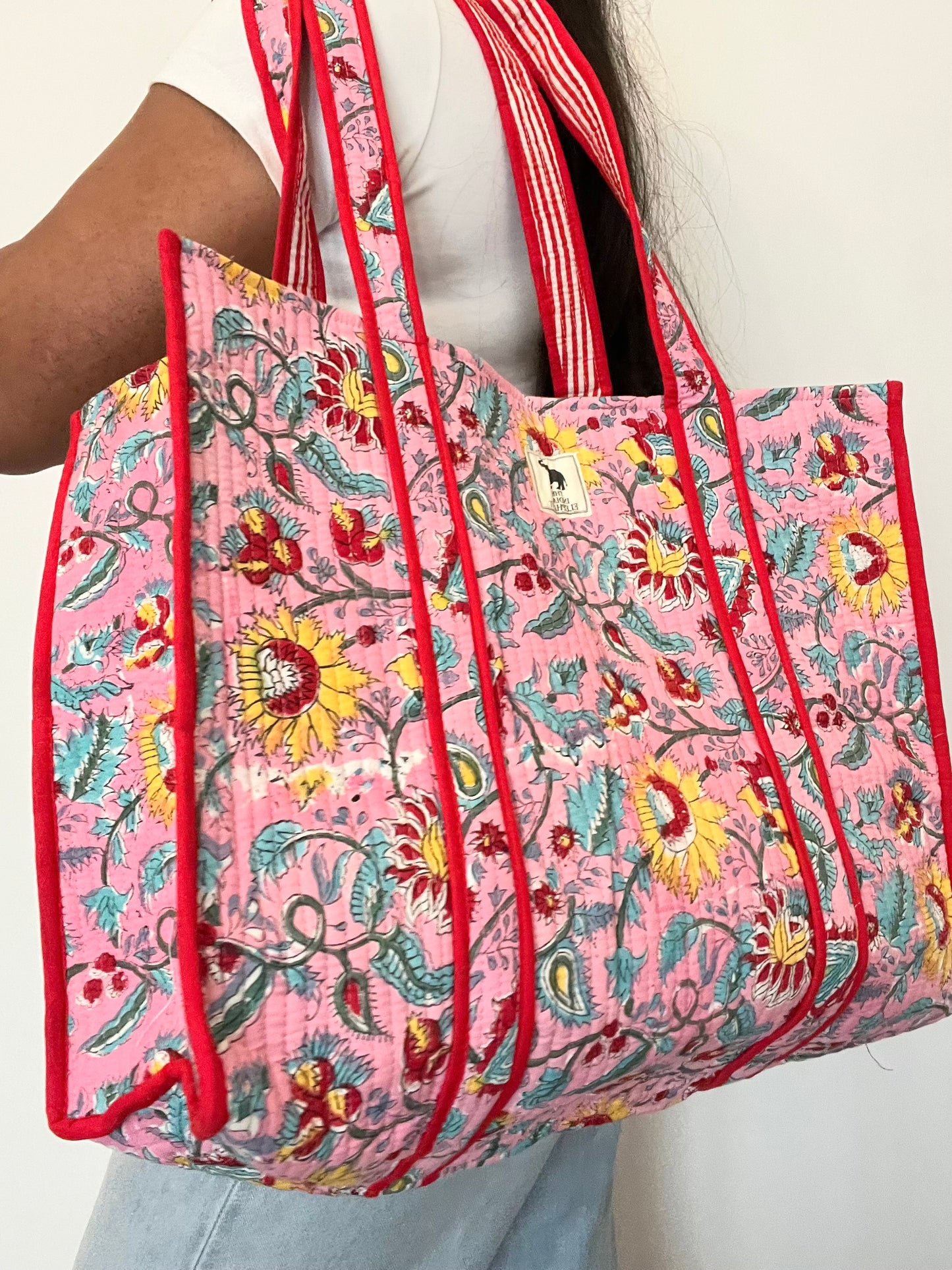 REVERSIBLE TOTE BAG