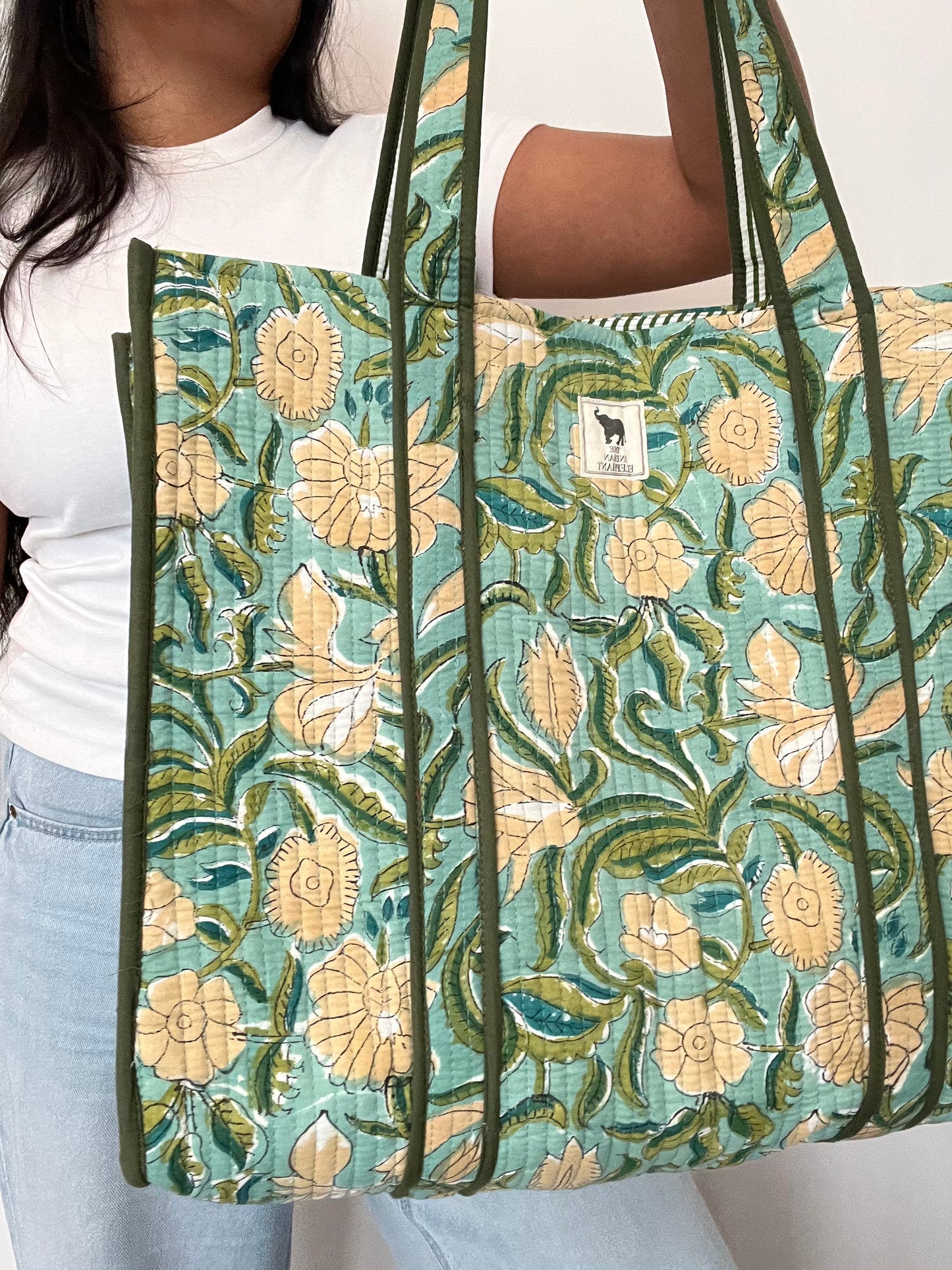 REVERSIBLE TOTE BAG