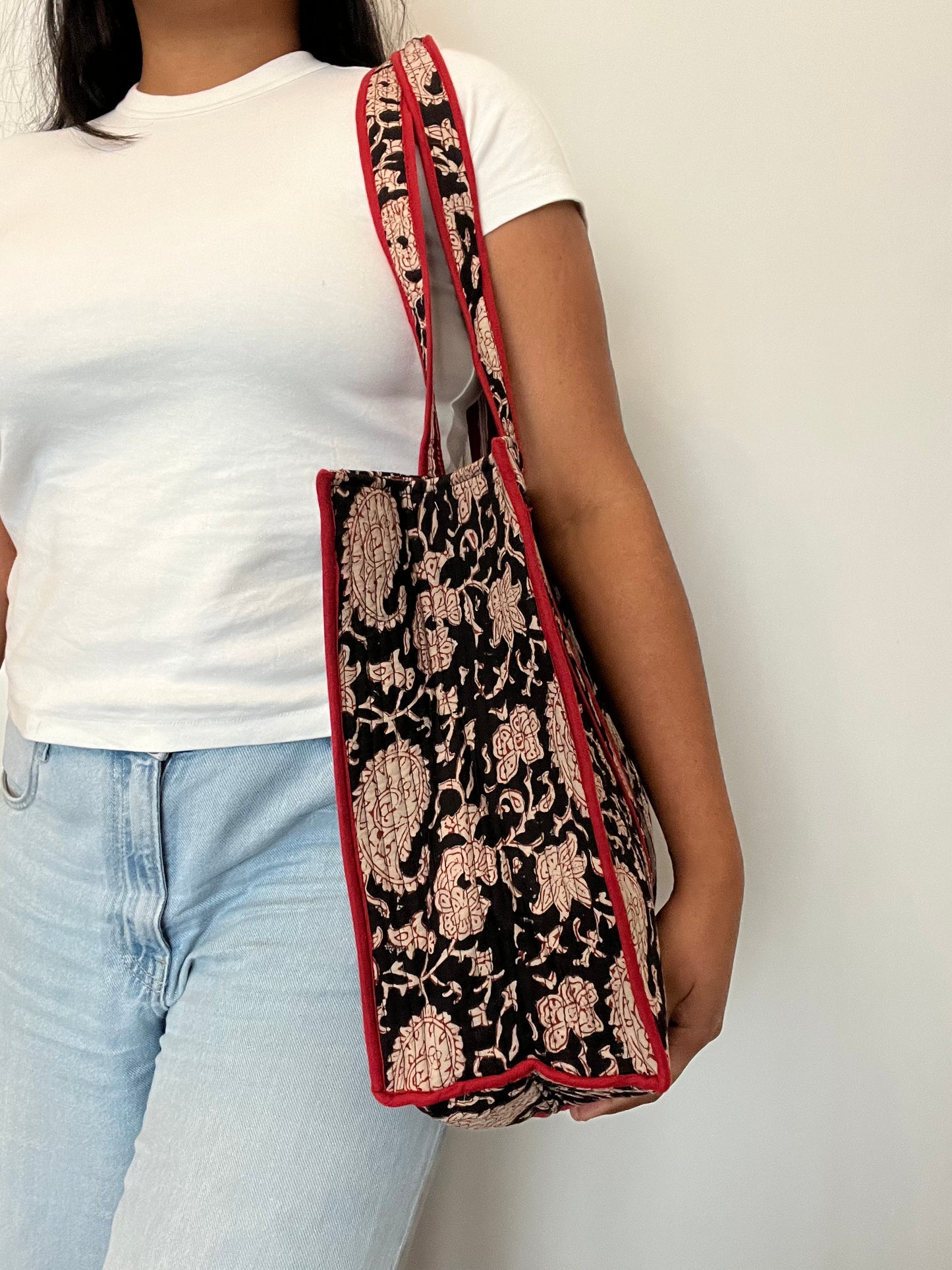 REVERSIBLE TOTE BAG