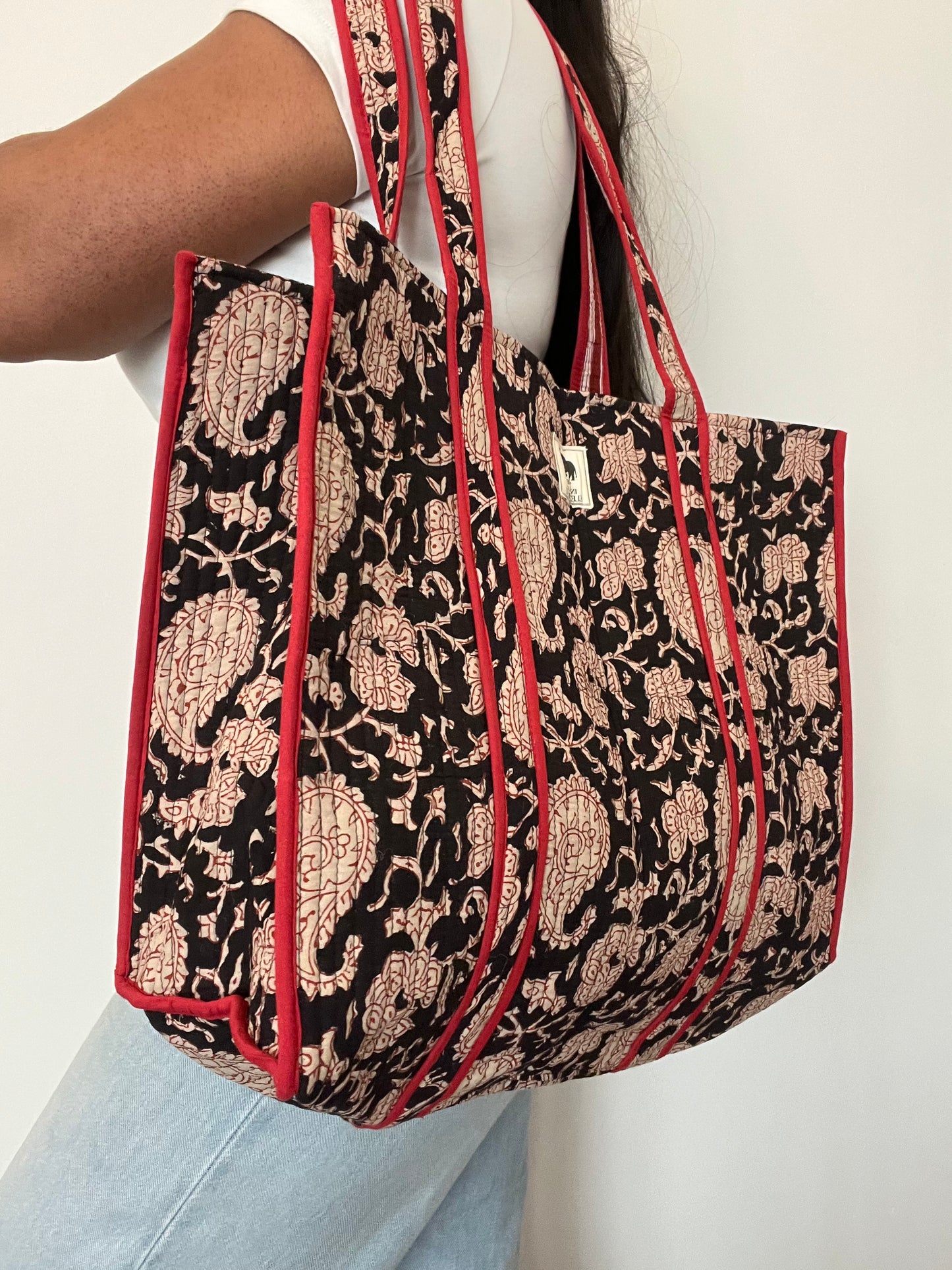 REVERSIBLE TOTE BAG