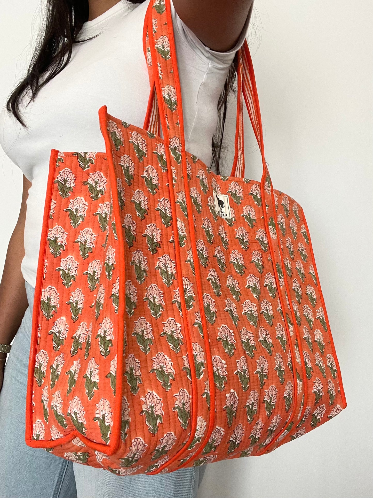 REVERSIBLE TOTE BAG