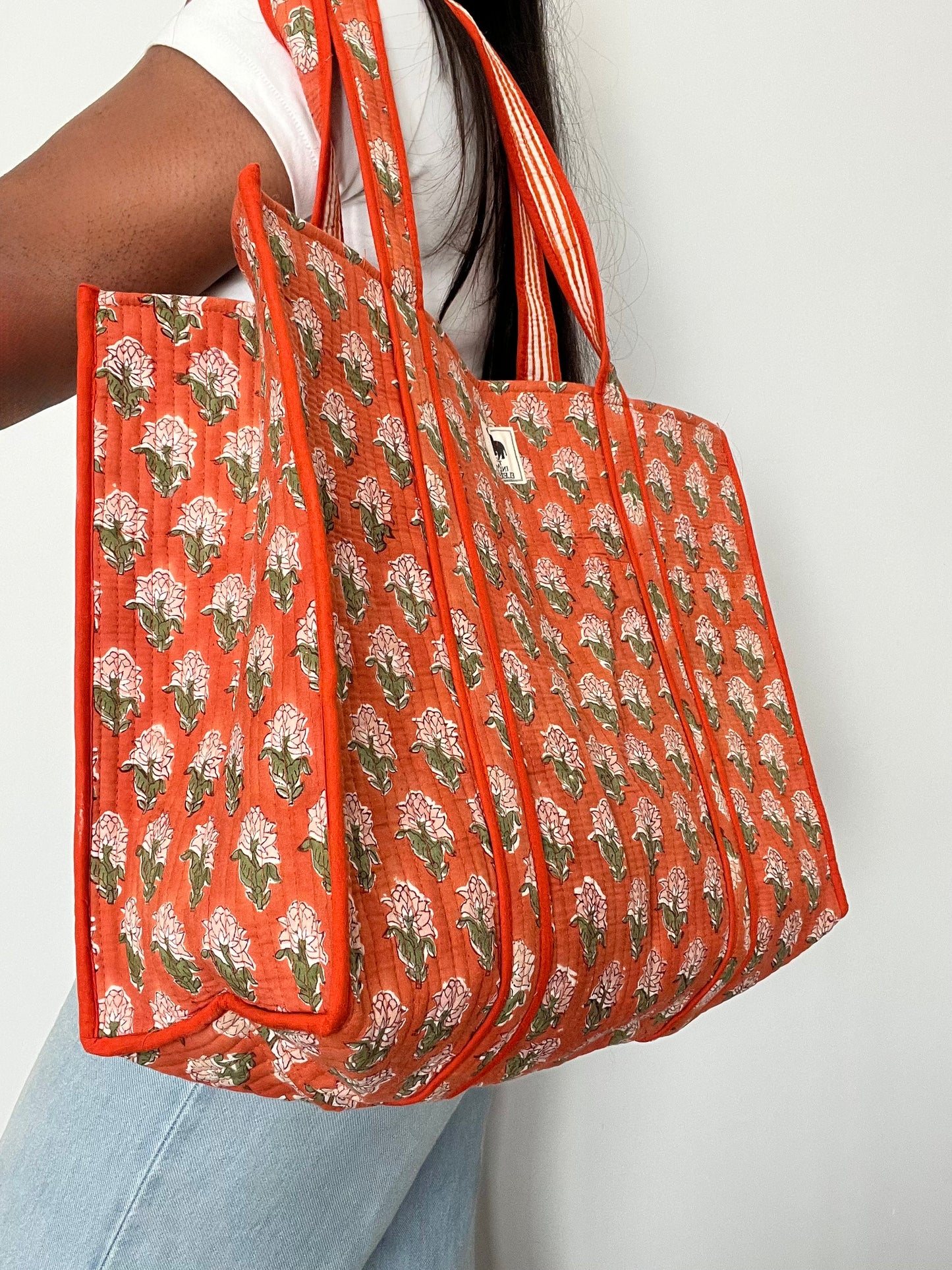 REVERSIBLE TOTE BAG