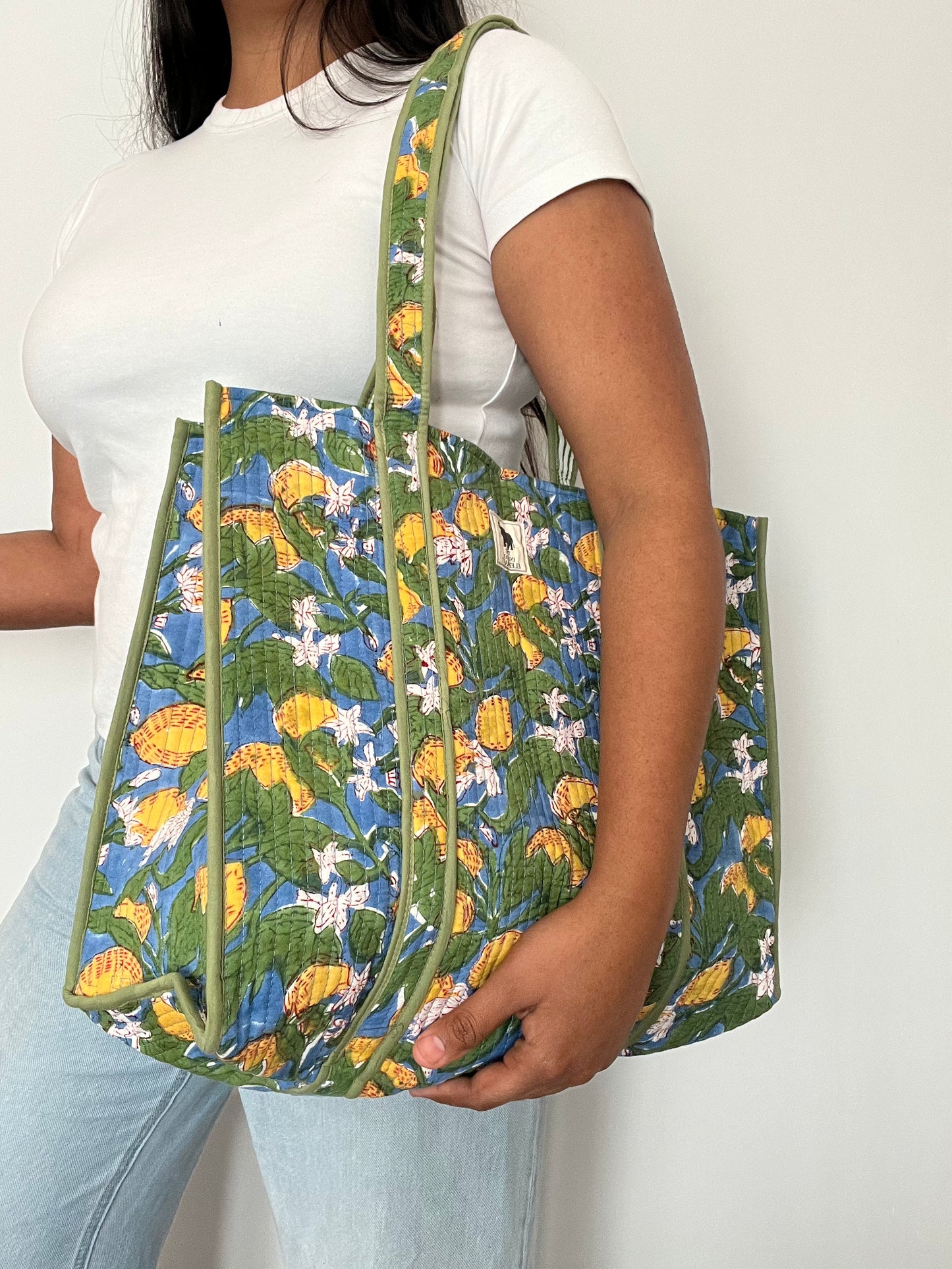 REVERSIBLE TOTE BAG