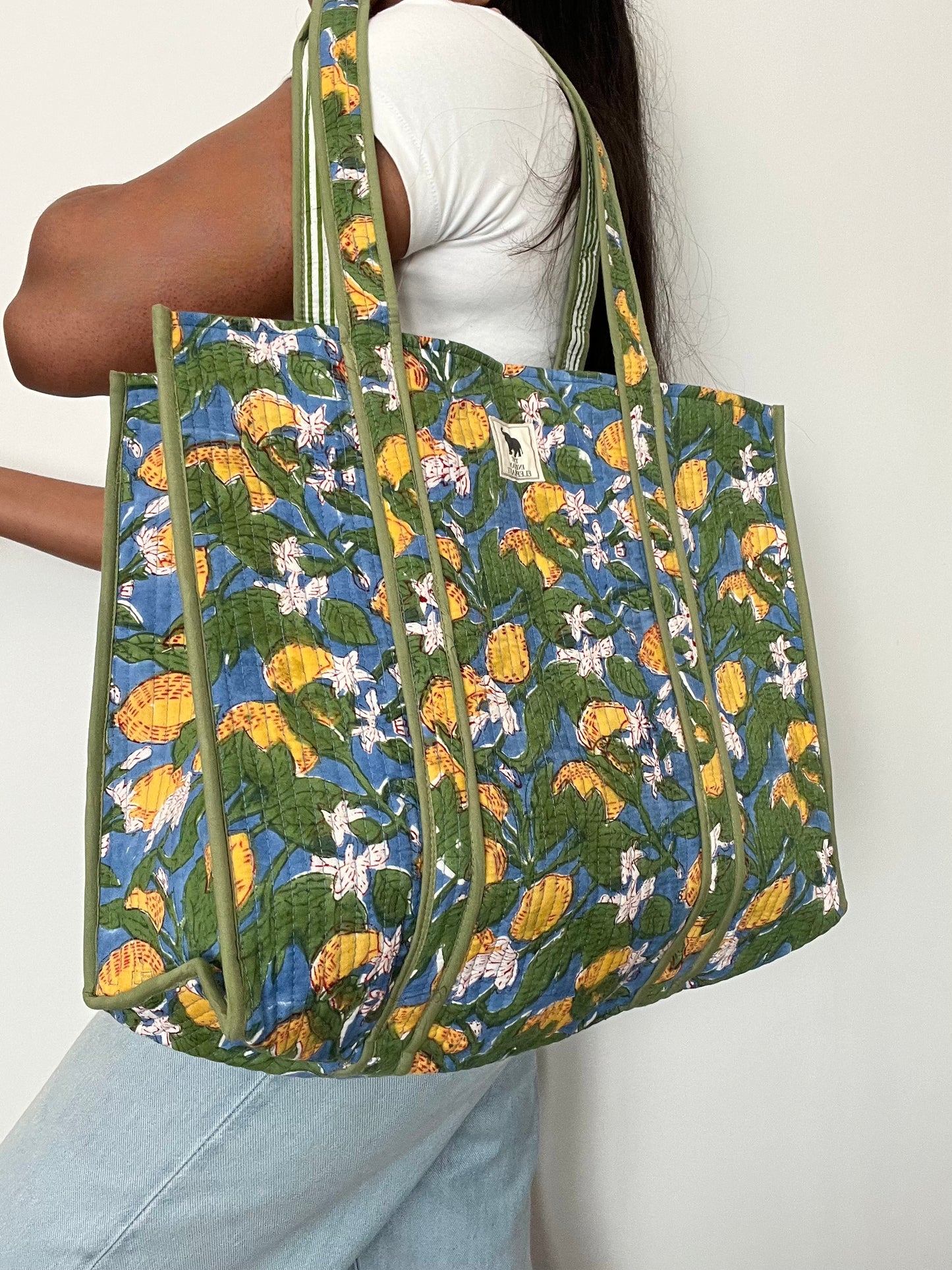 REVERSIBLE TOTE BAG