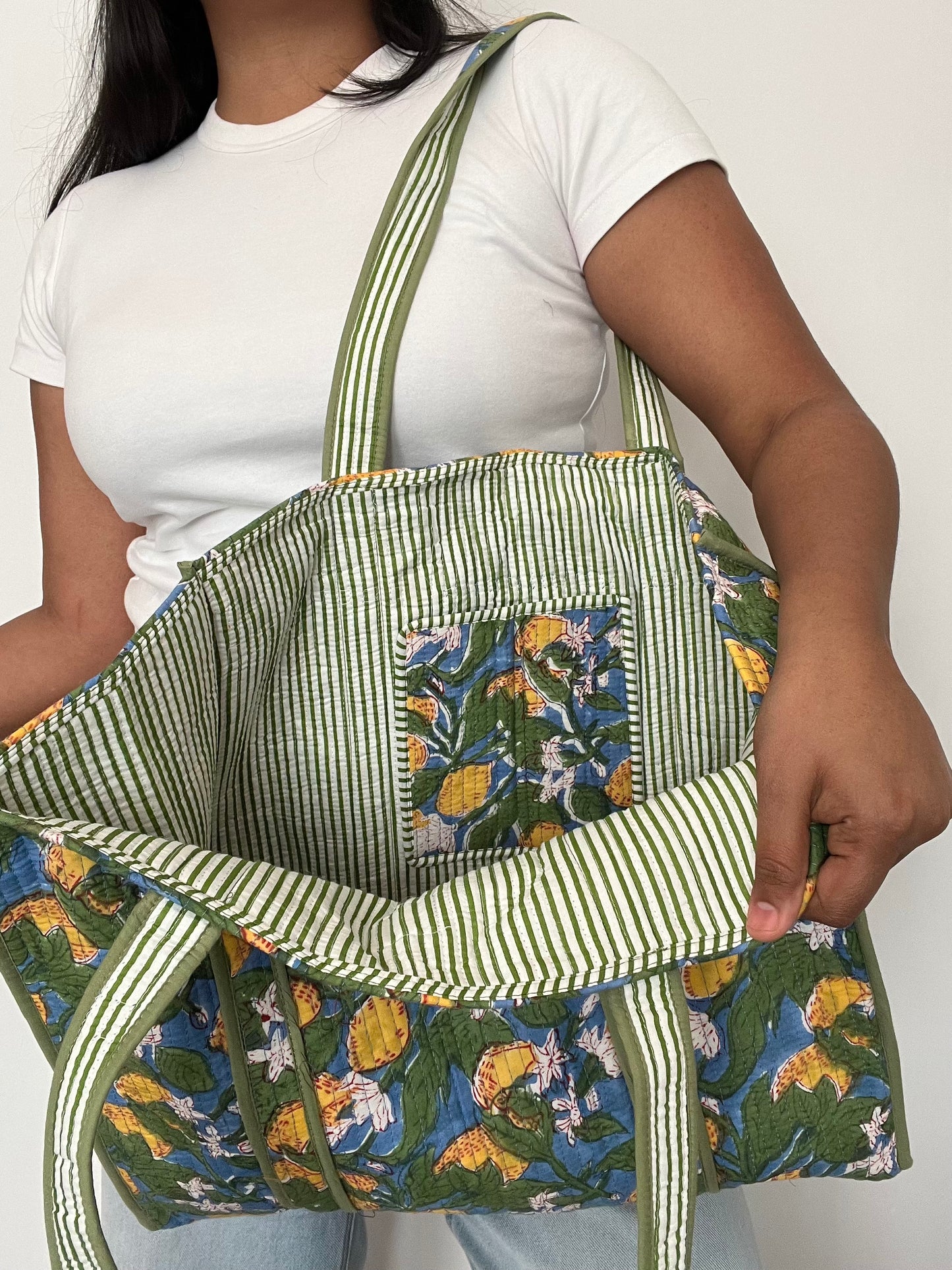 REVERSIBLE TOTE BAG
