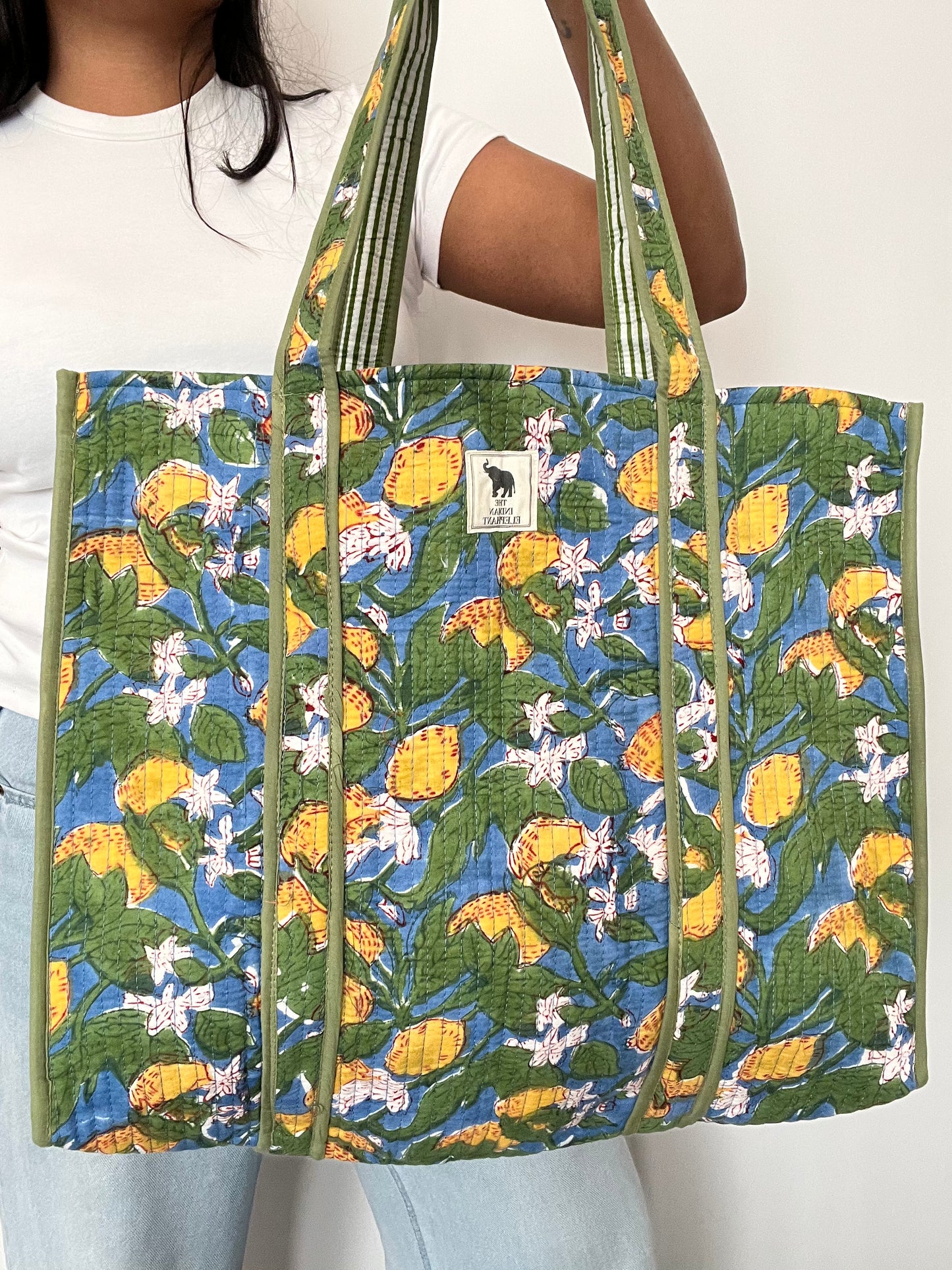 REVERSIBLE TOTE BAG