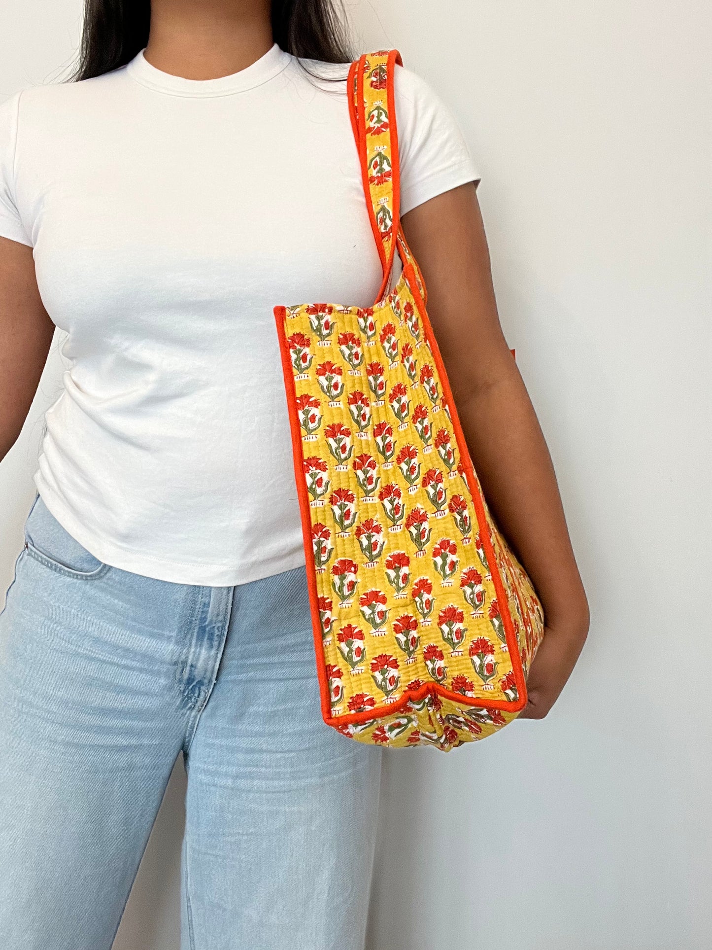 REVERSIBLE TOTE BAG
