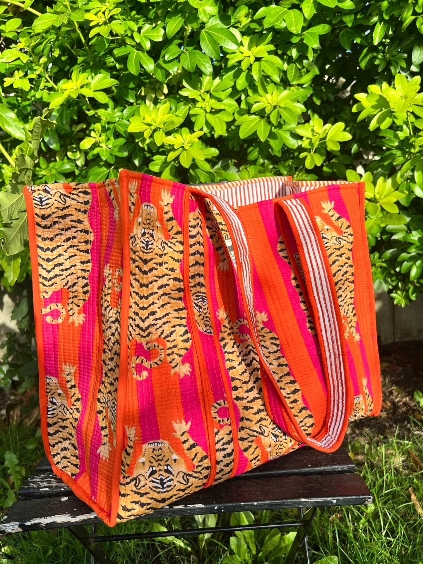 TIGER TOTE BAG
