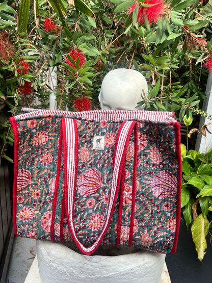 REVERSIBLE TOTE BAG