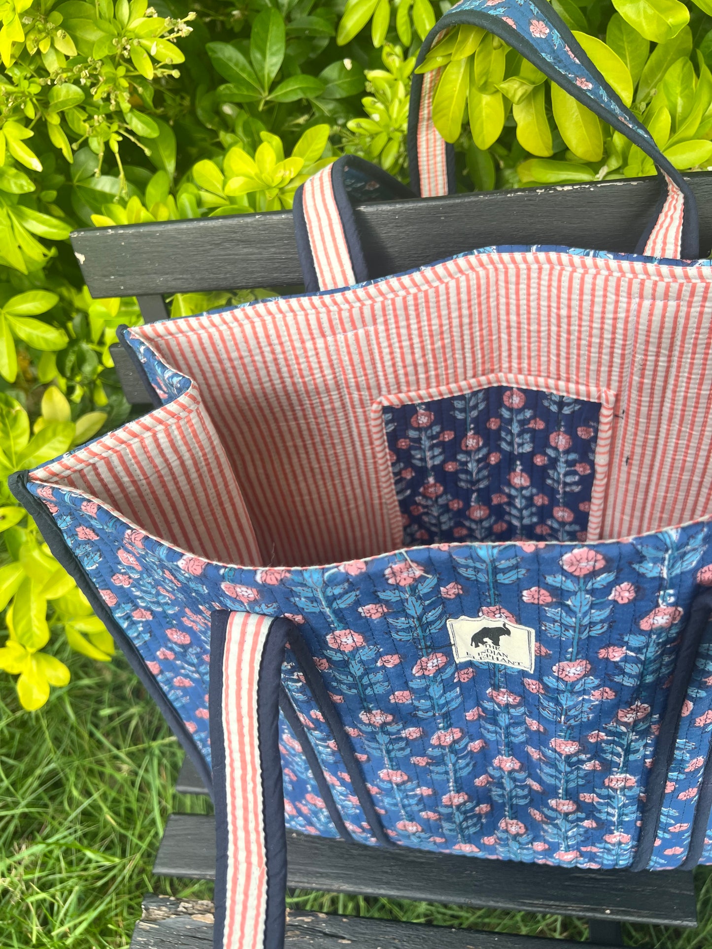 REVERSIBLE TOTE BAG