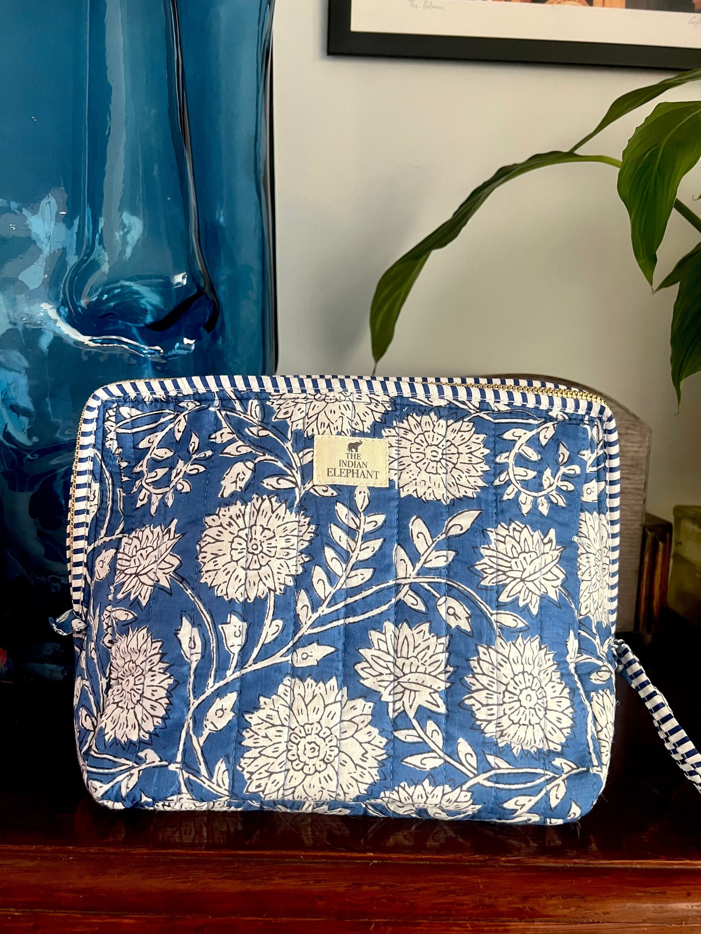 XL Wash Bag