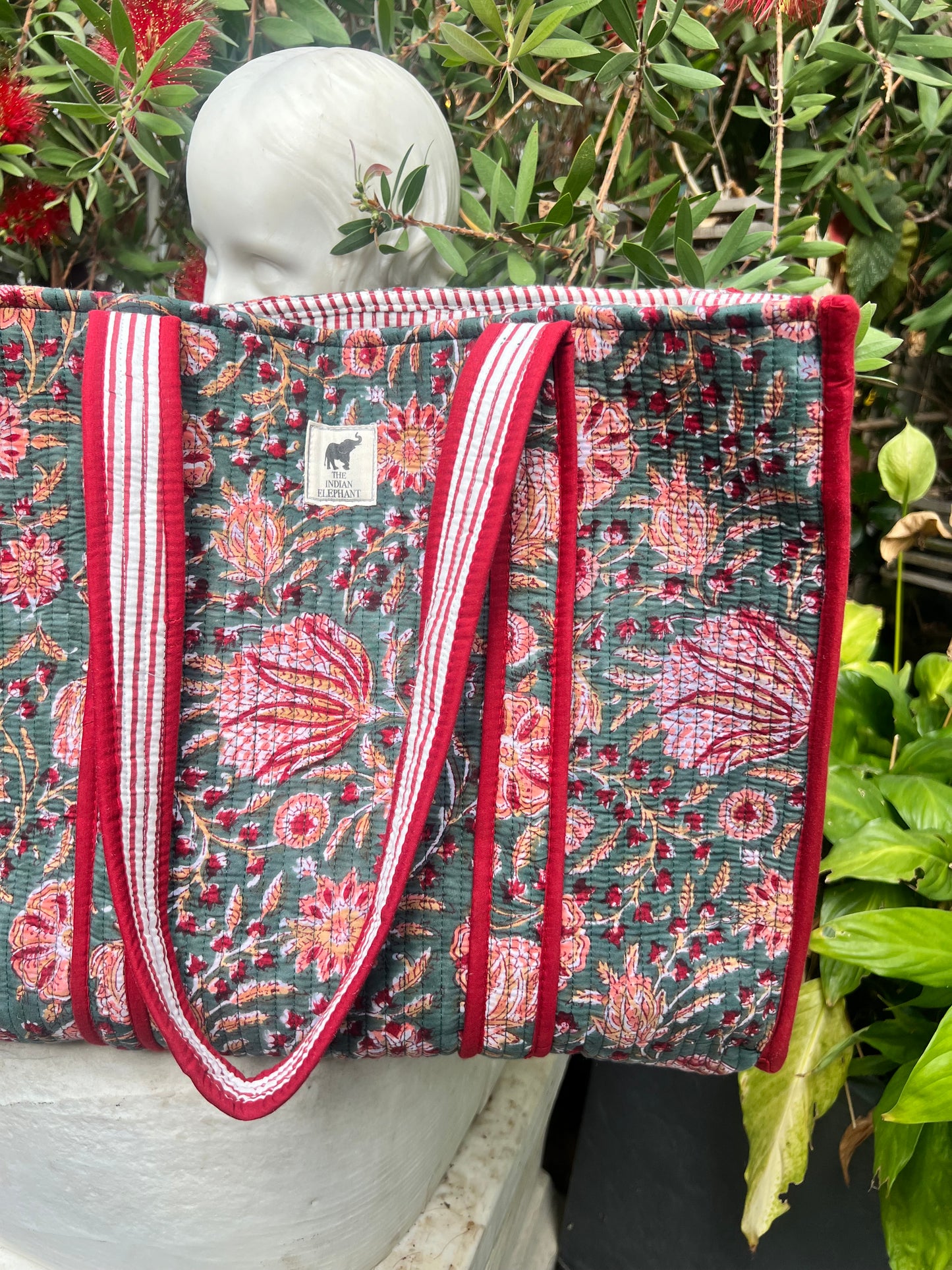 REVERSIBLE TOTE BAG