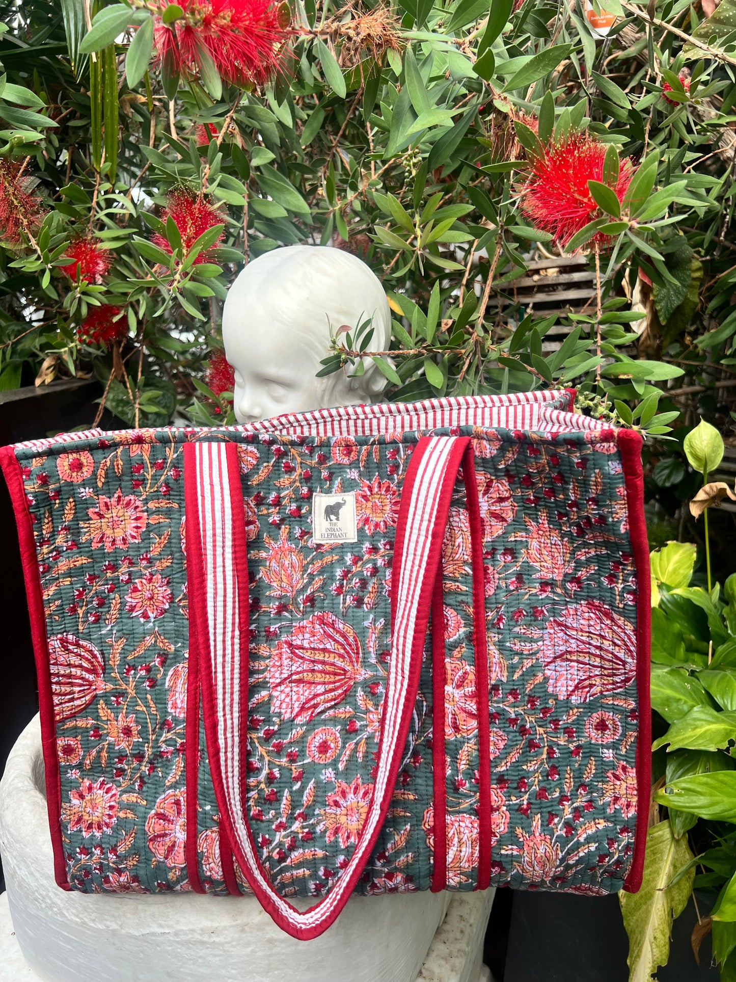 REVERSIBLE TOTE BAG