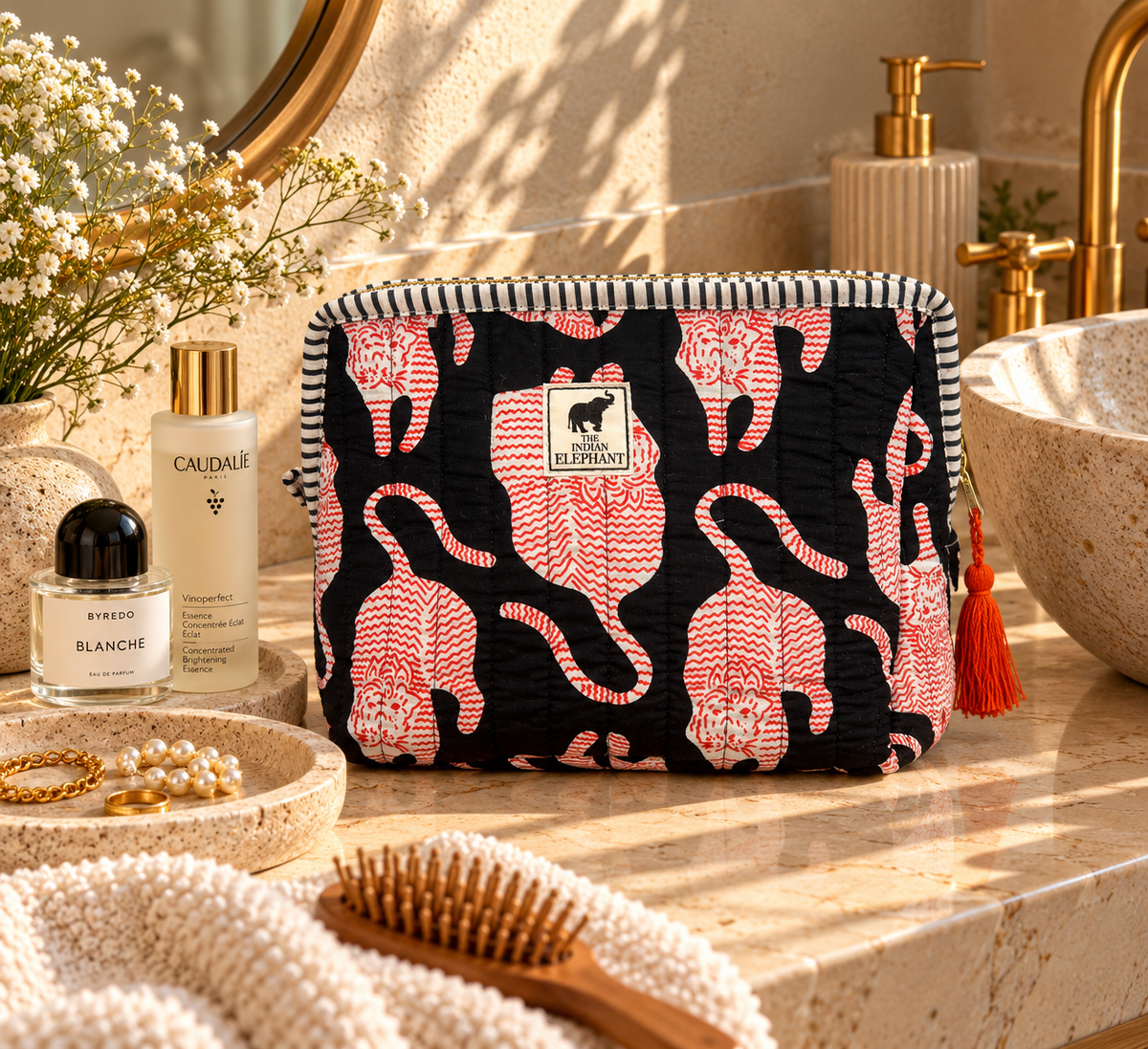 BLACK TIGER XL WASH BAG