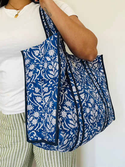 REVERSIBLE TOTE BAG