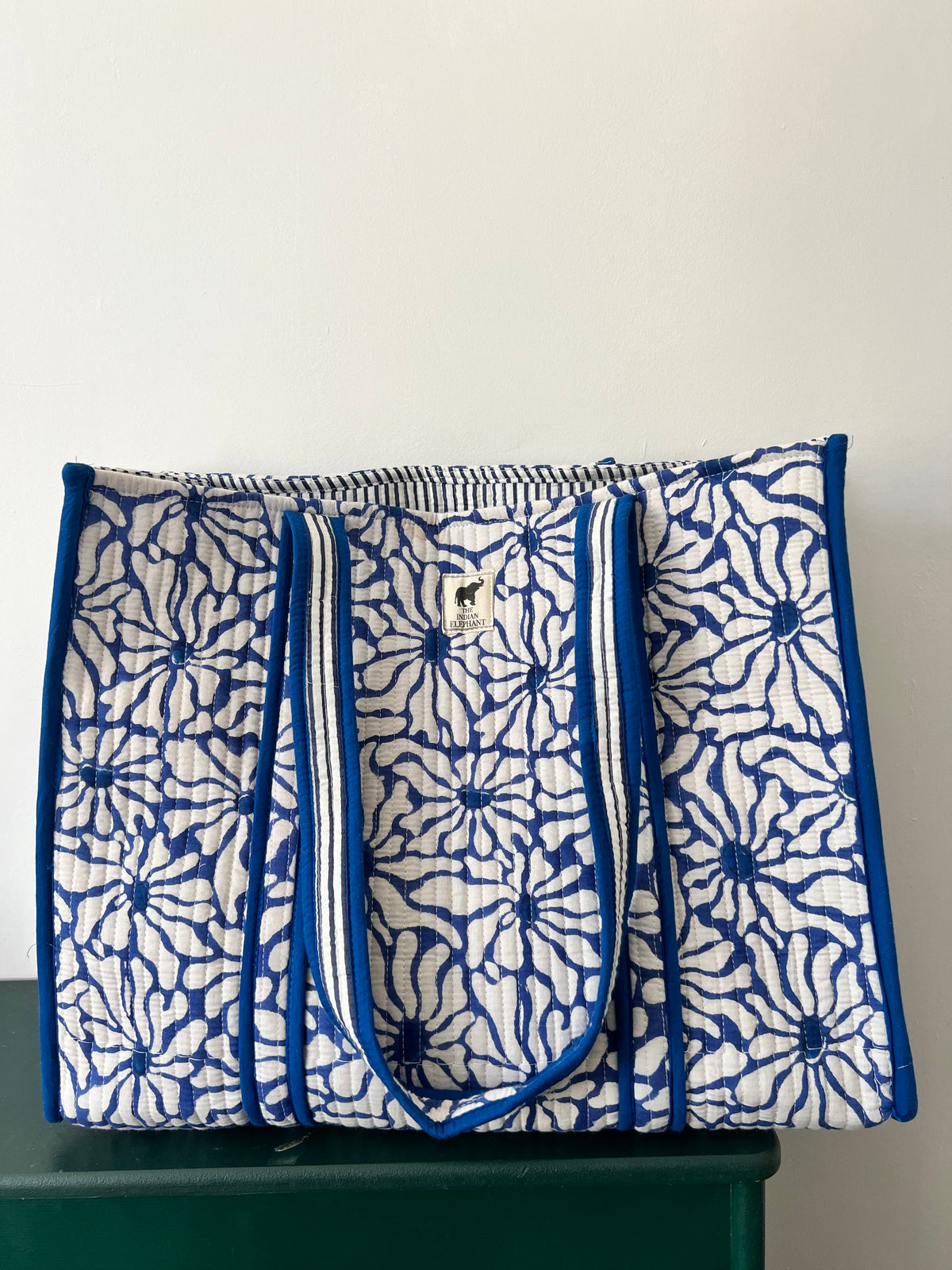 REVERSIBLE TOTE BAG