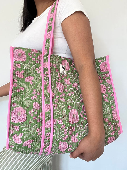 REVERSIBLE TOTE BAG