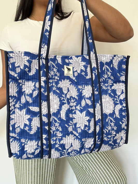 REVERSIBLE TOTE BAG