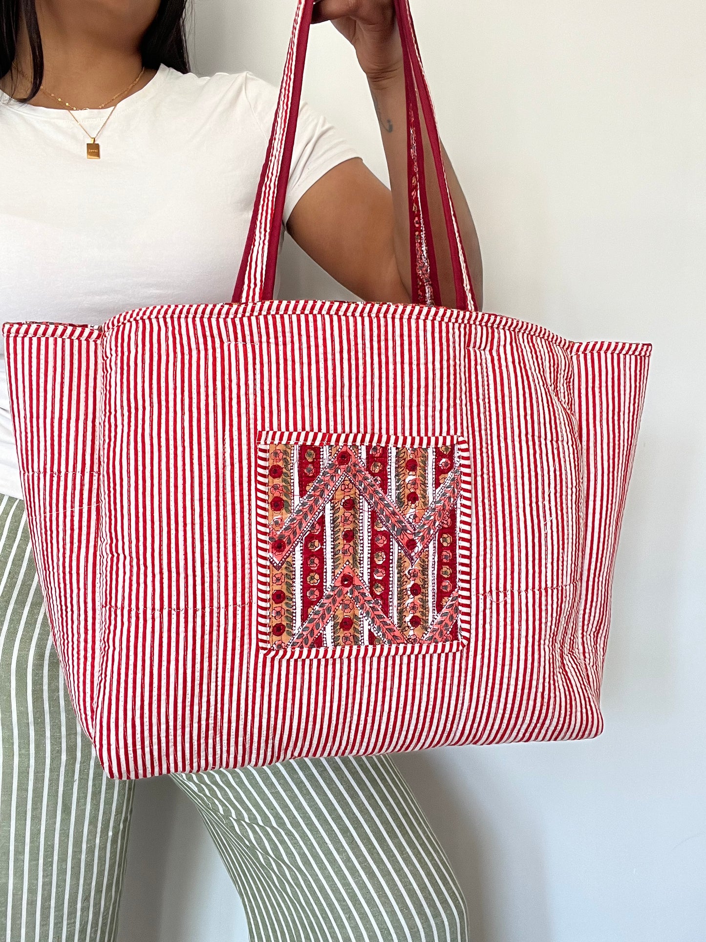 REVERSIBLE TOTE BAG
