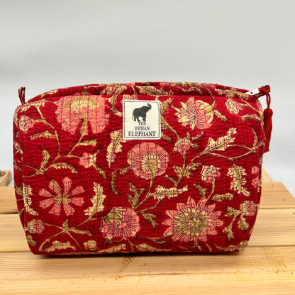 WATERPROOF MAKEUP BAG