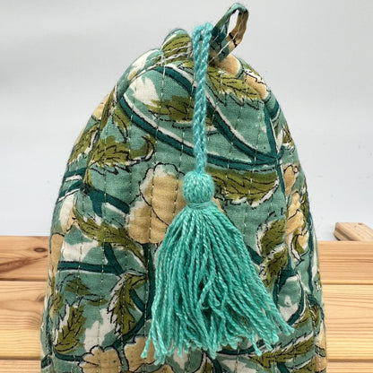 WATERPROOF MAKEUP BAG