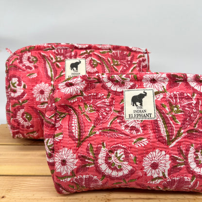 WATERPROOF MAKEUP BAG