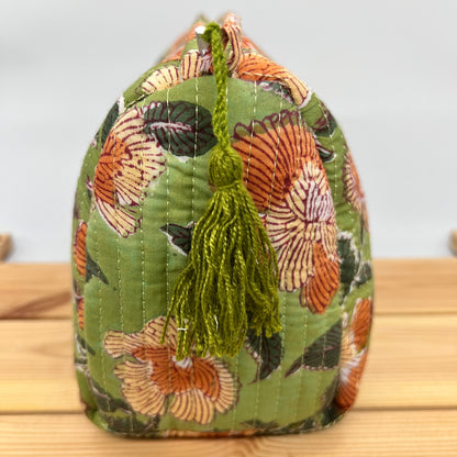 WATERPROOF MAKEUP BAG