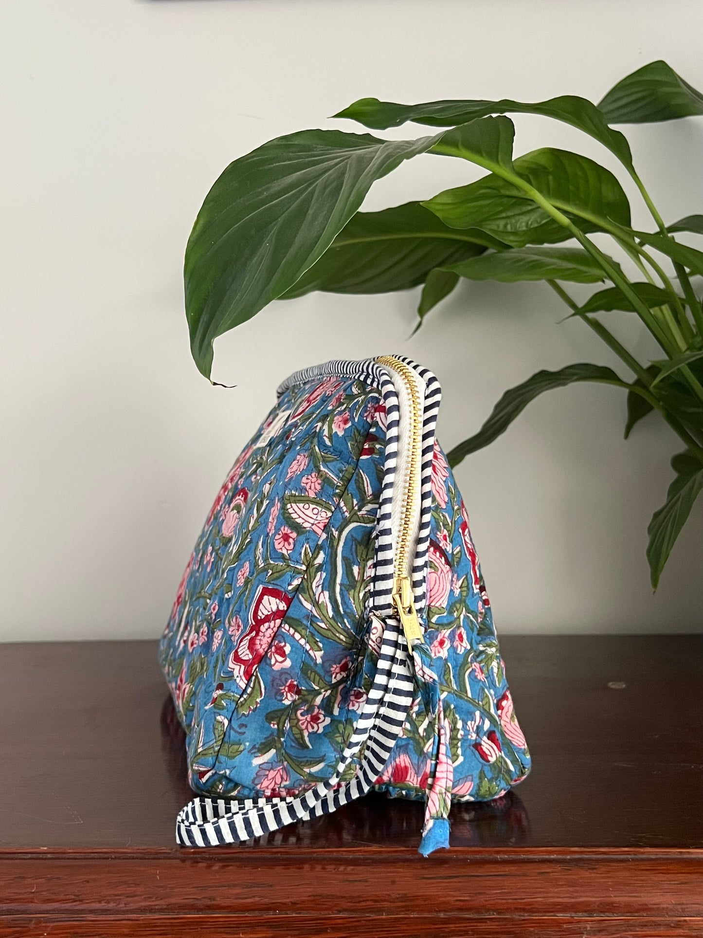 XL Wash Bag