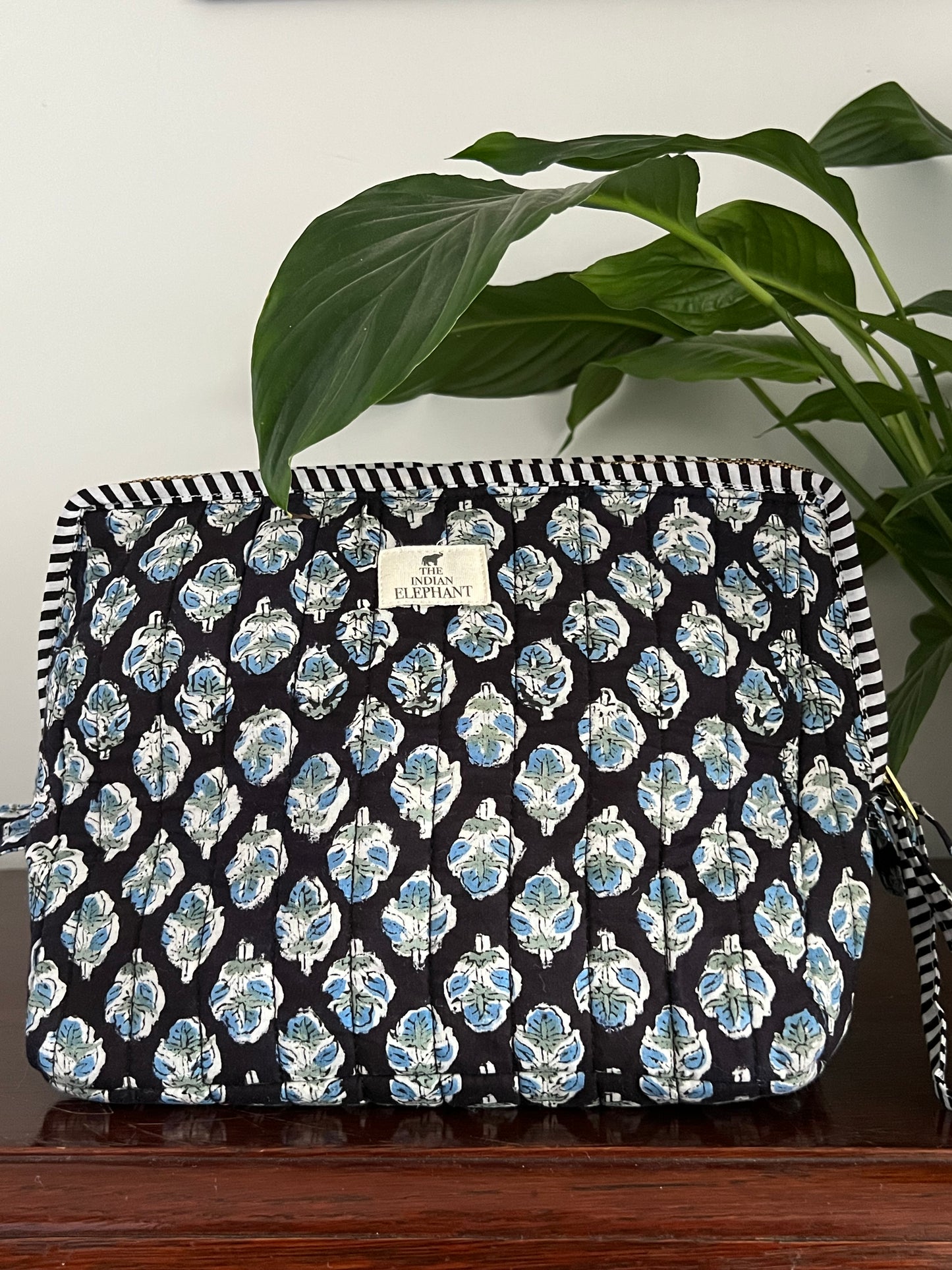 XL Wash Bag