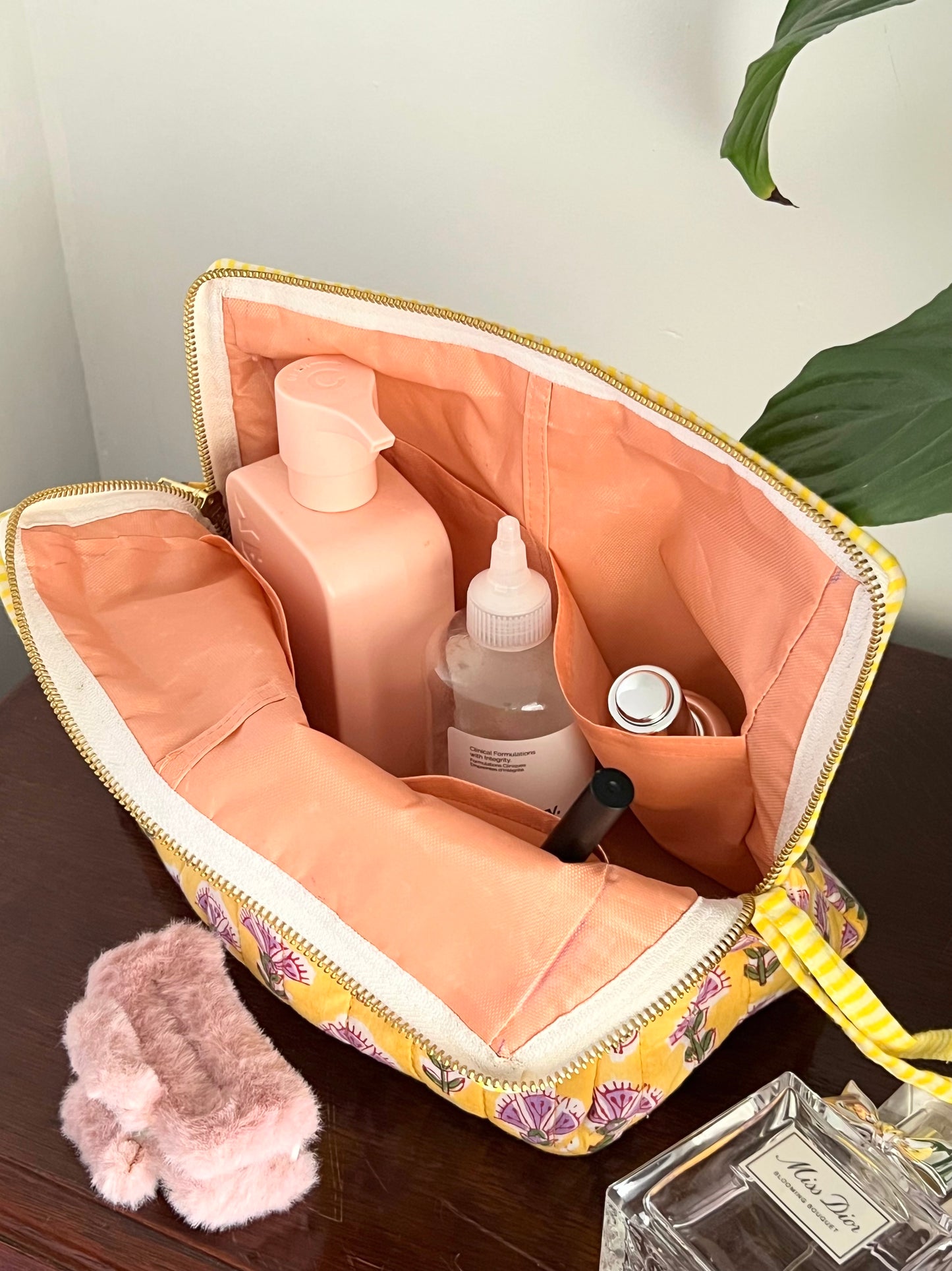 XL Wash Bag